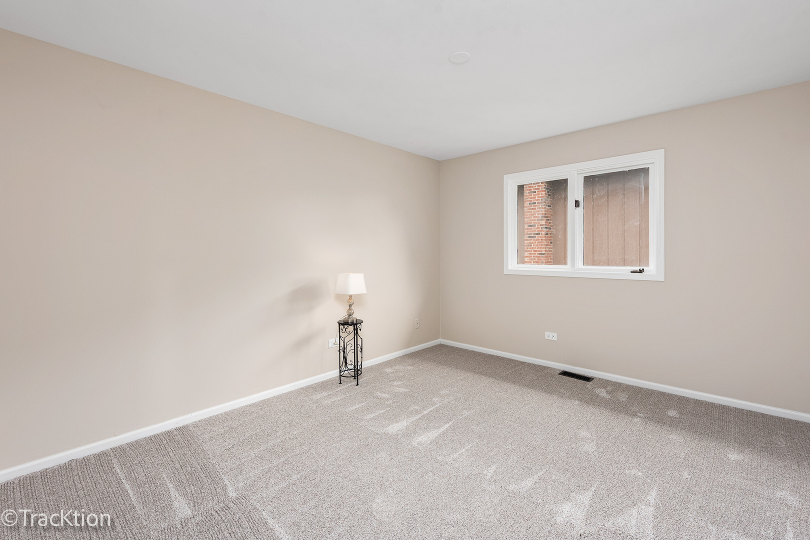 property viewer photo 15