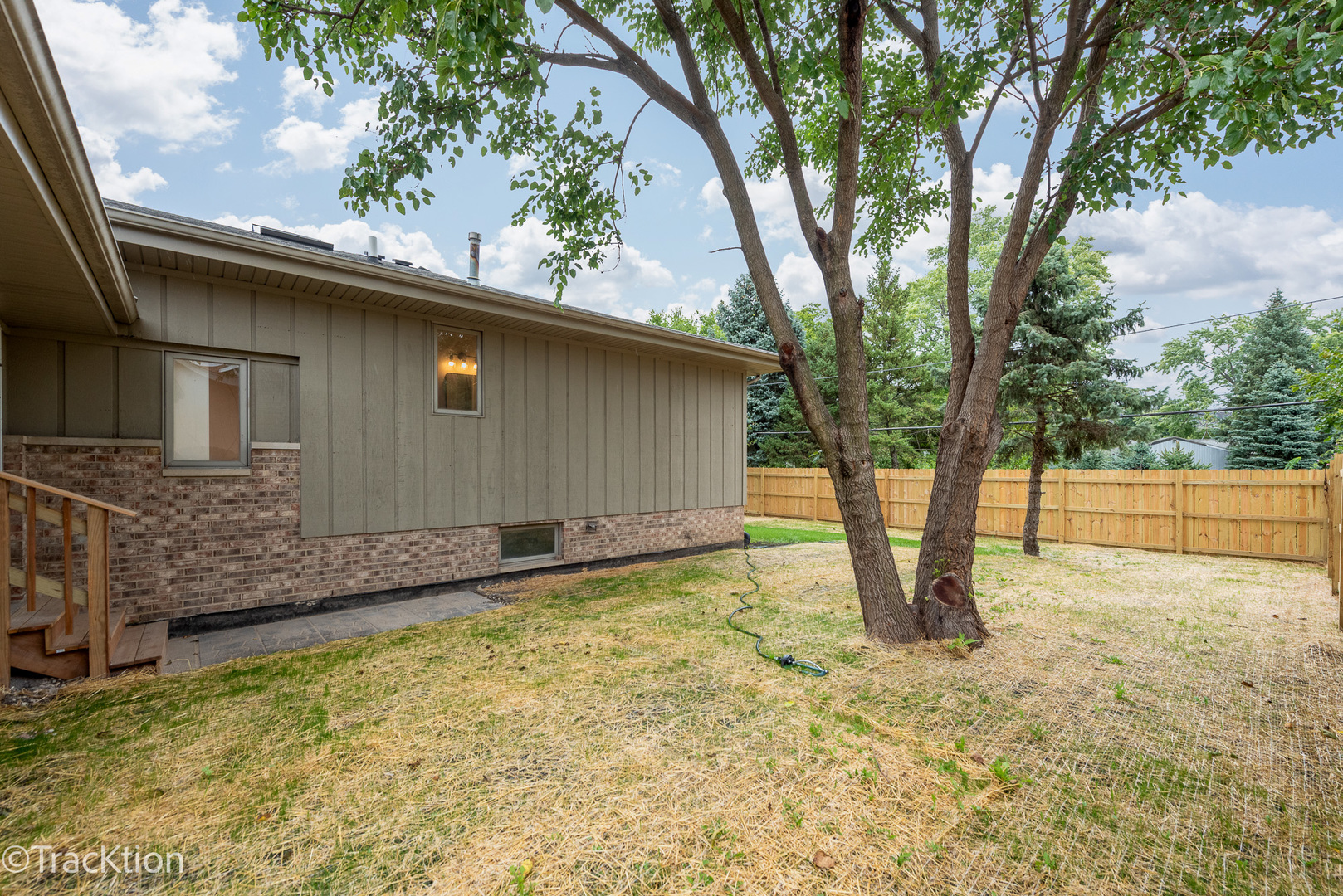 property viewer photo 17