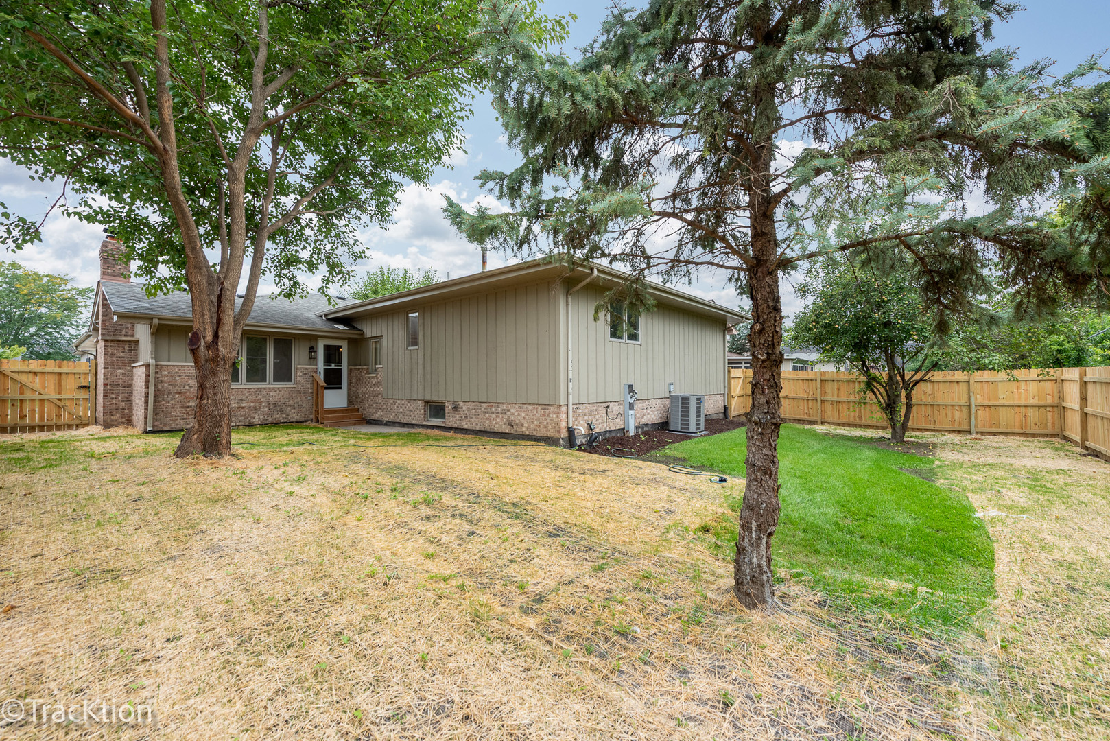 property viewer photo 18