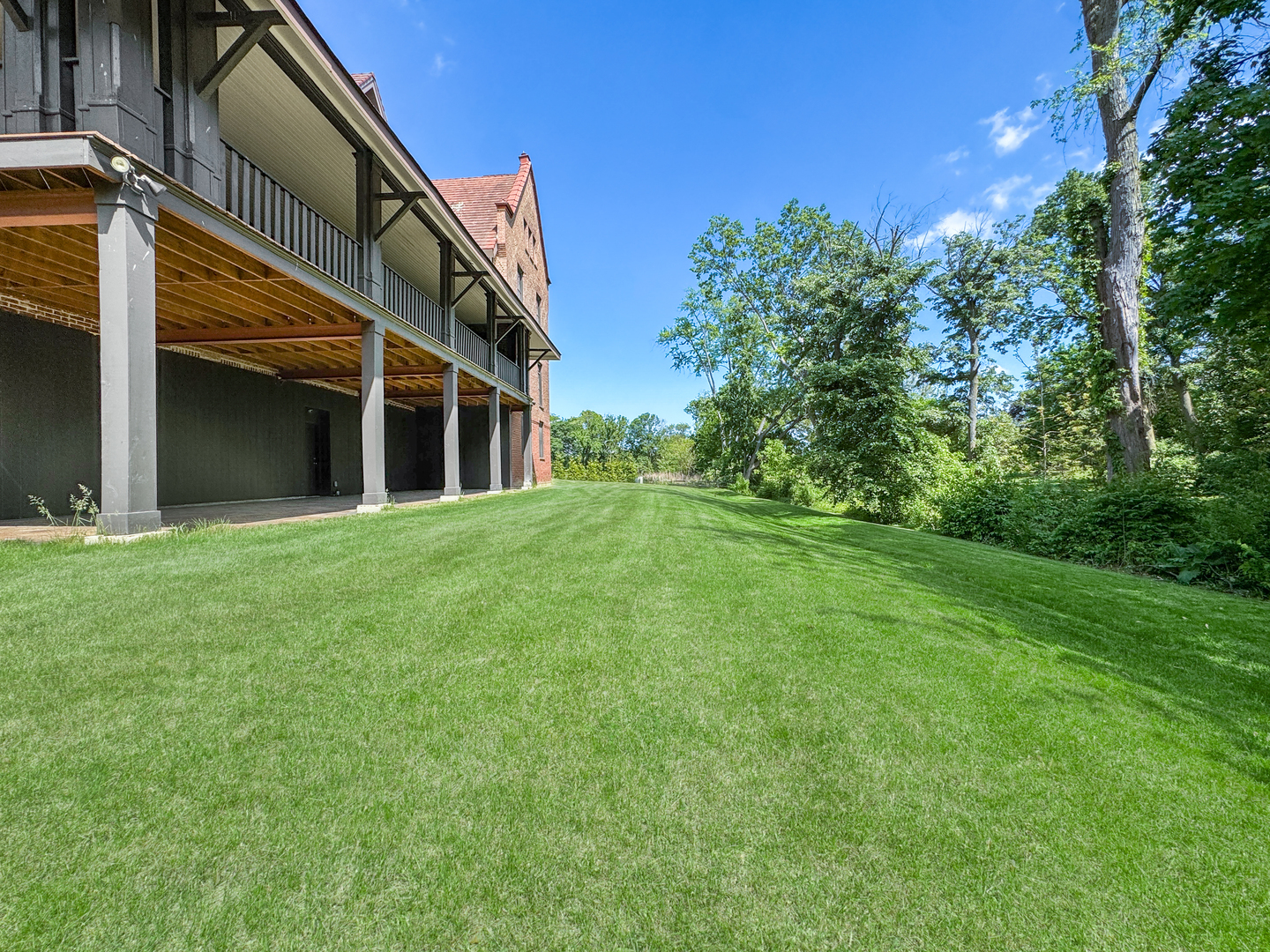 main property photo 39