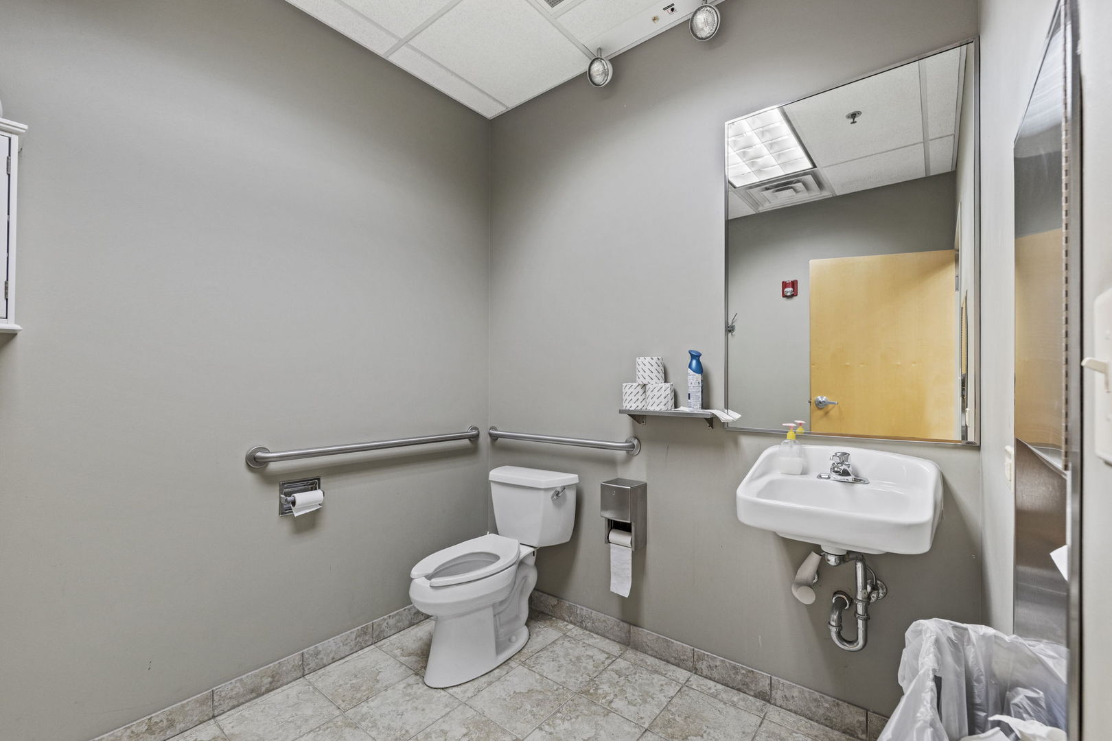 main property photo 24
