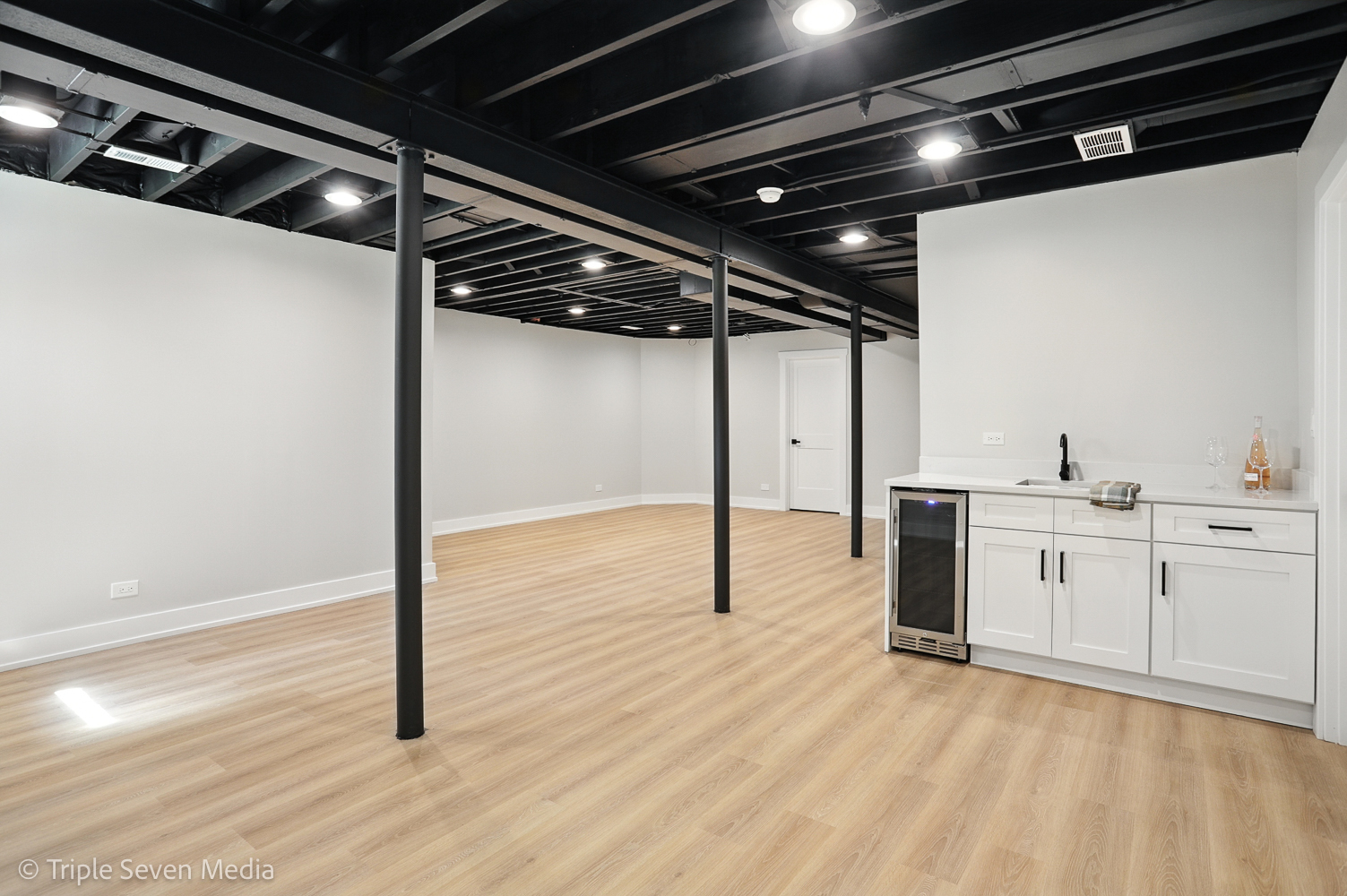 property viewer photo 31
