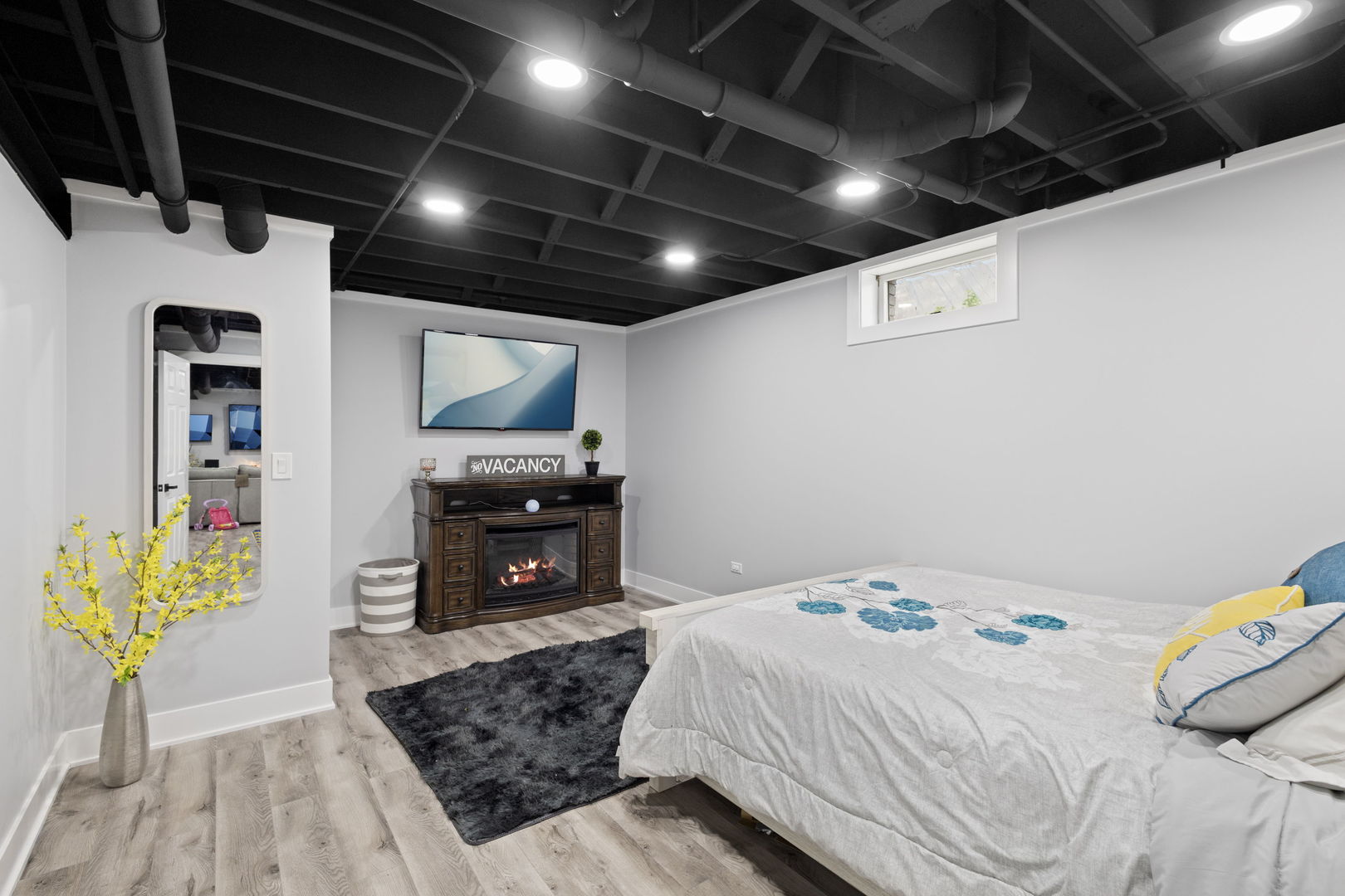 property viewer photo 19