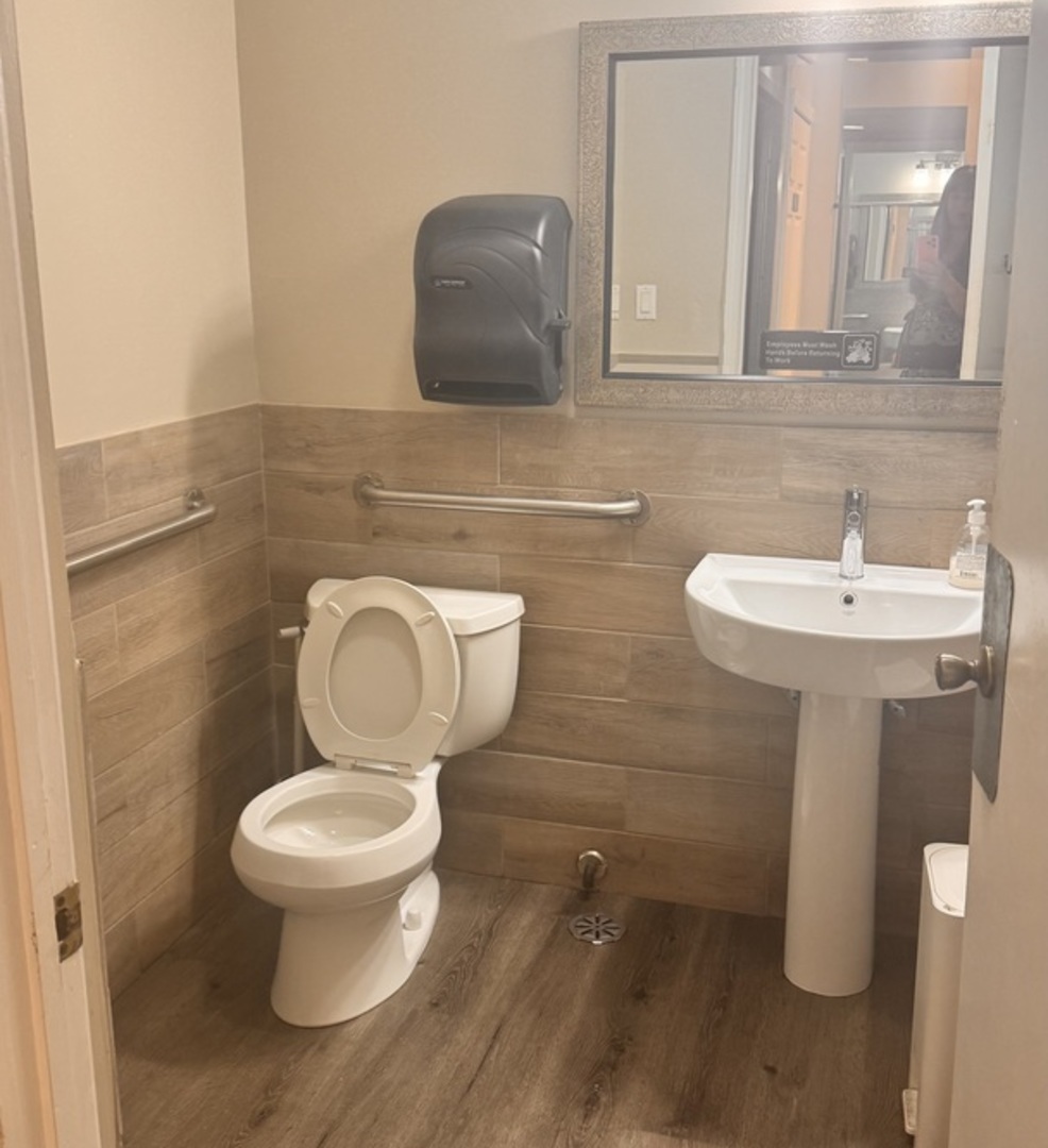 main property photo 5
