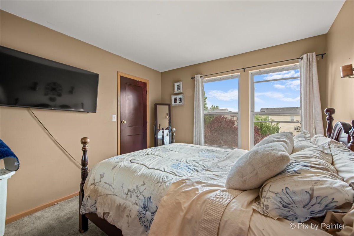 property viewer photo 19