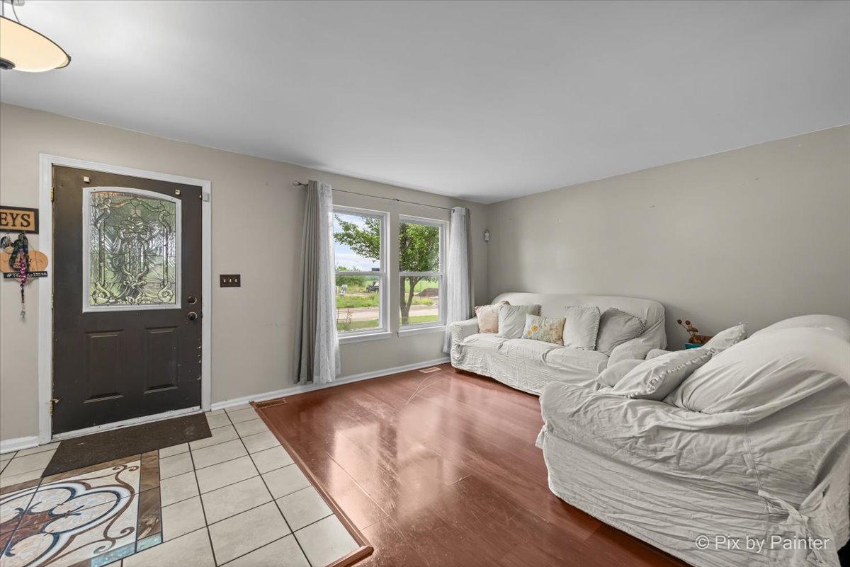 property viewer photo 5