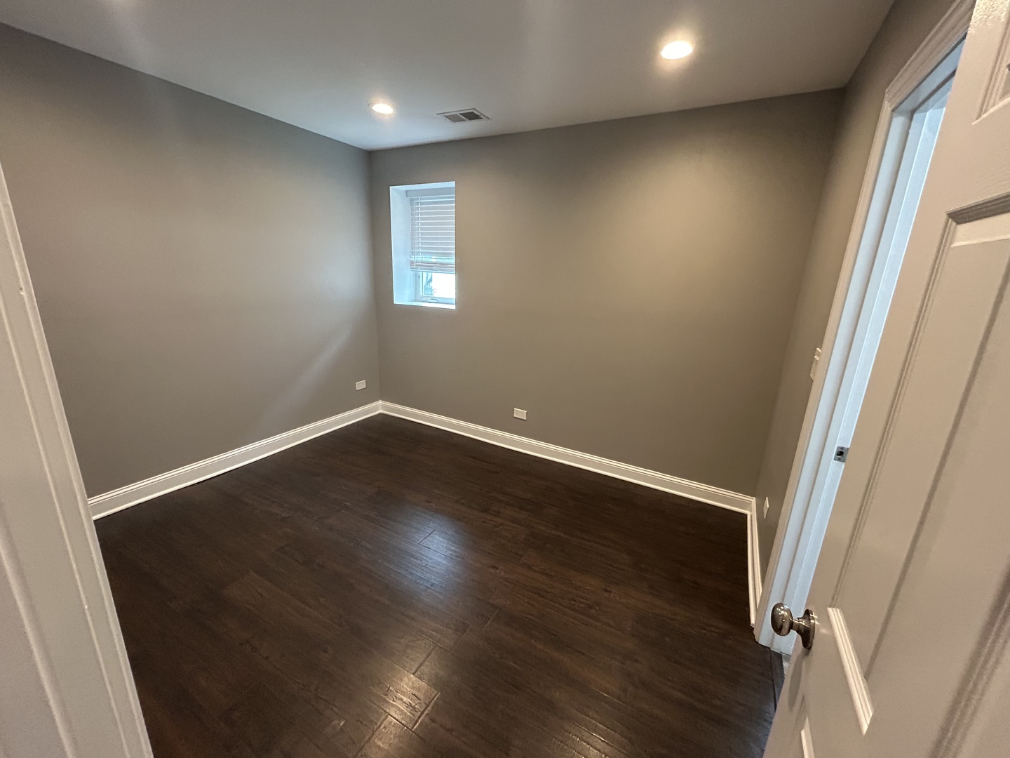 property viewer photo 12