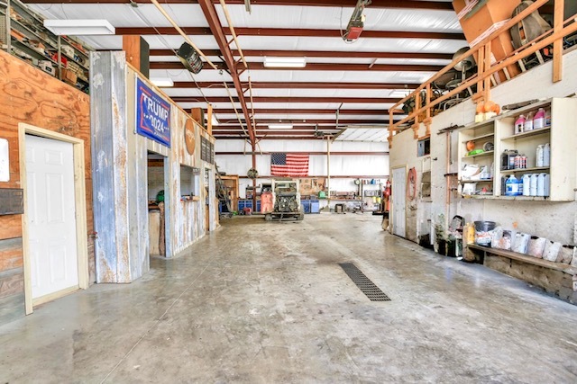 main property photo 24