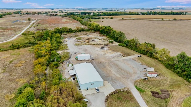 main property photo 33