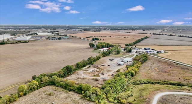 main property photo 35
