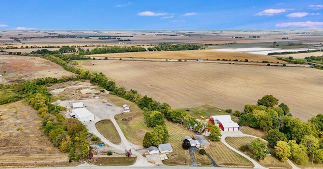 main property photo 40
