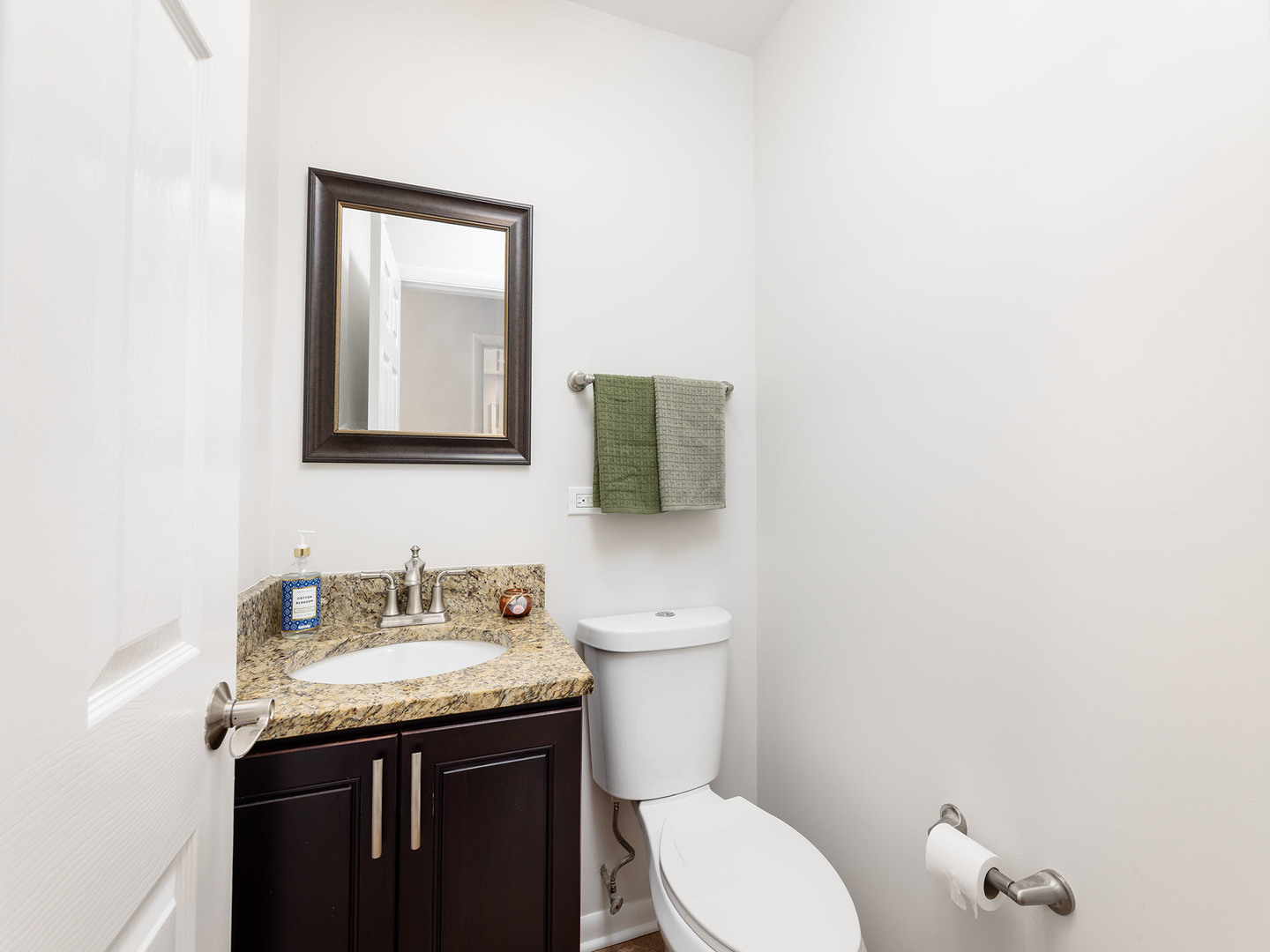 property viewer photo 16