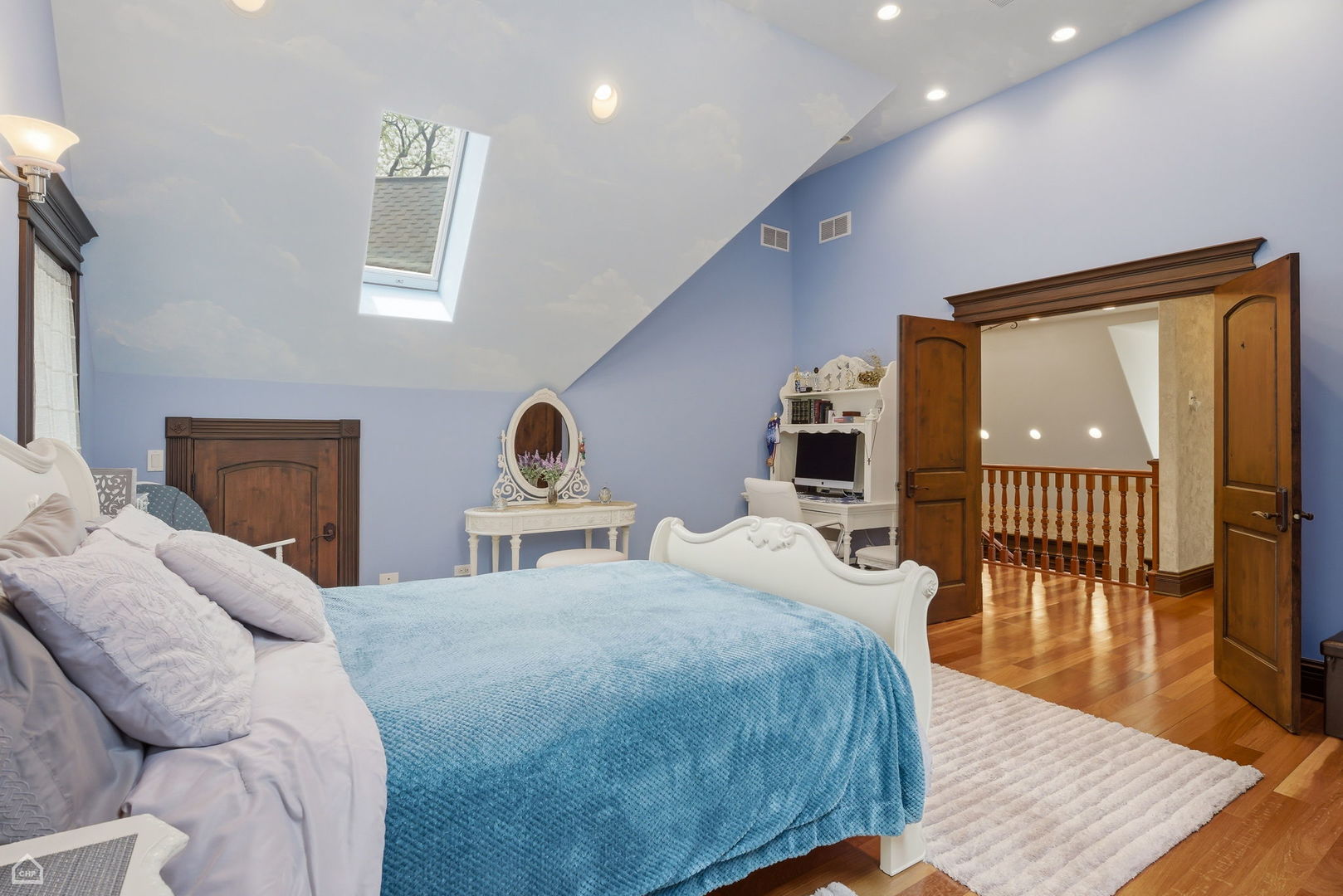 main property photo 33