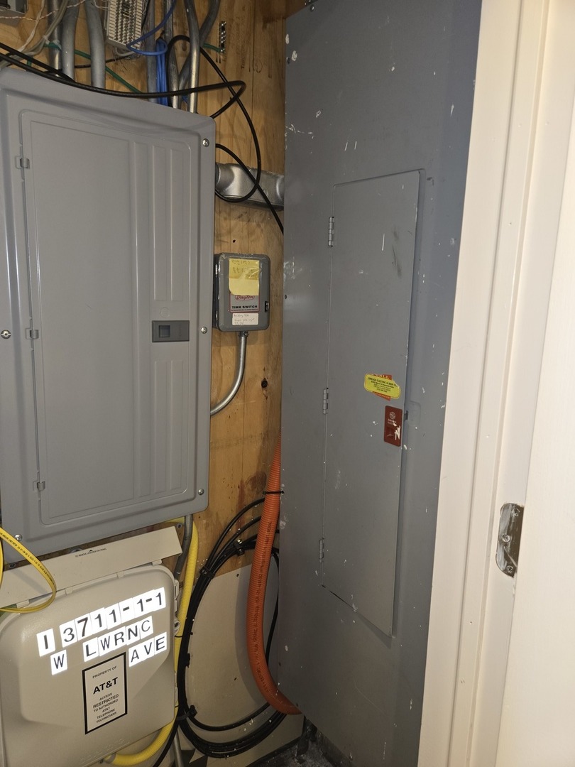 main property photo 9