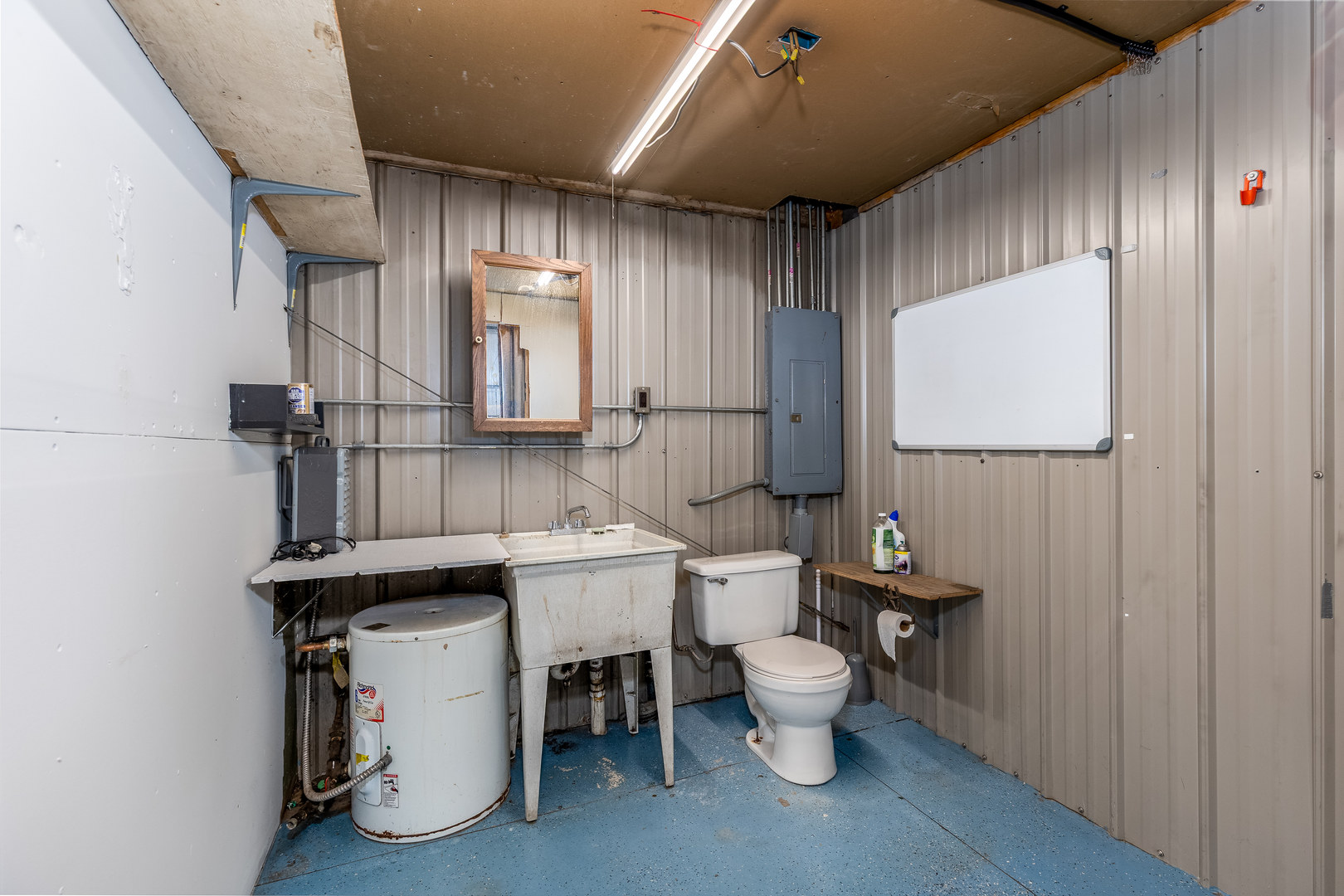 main property photo 31