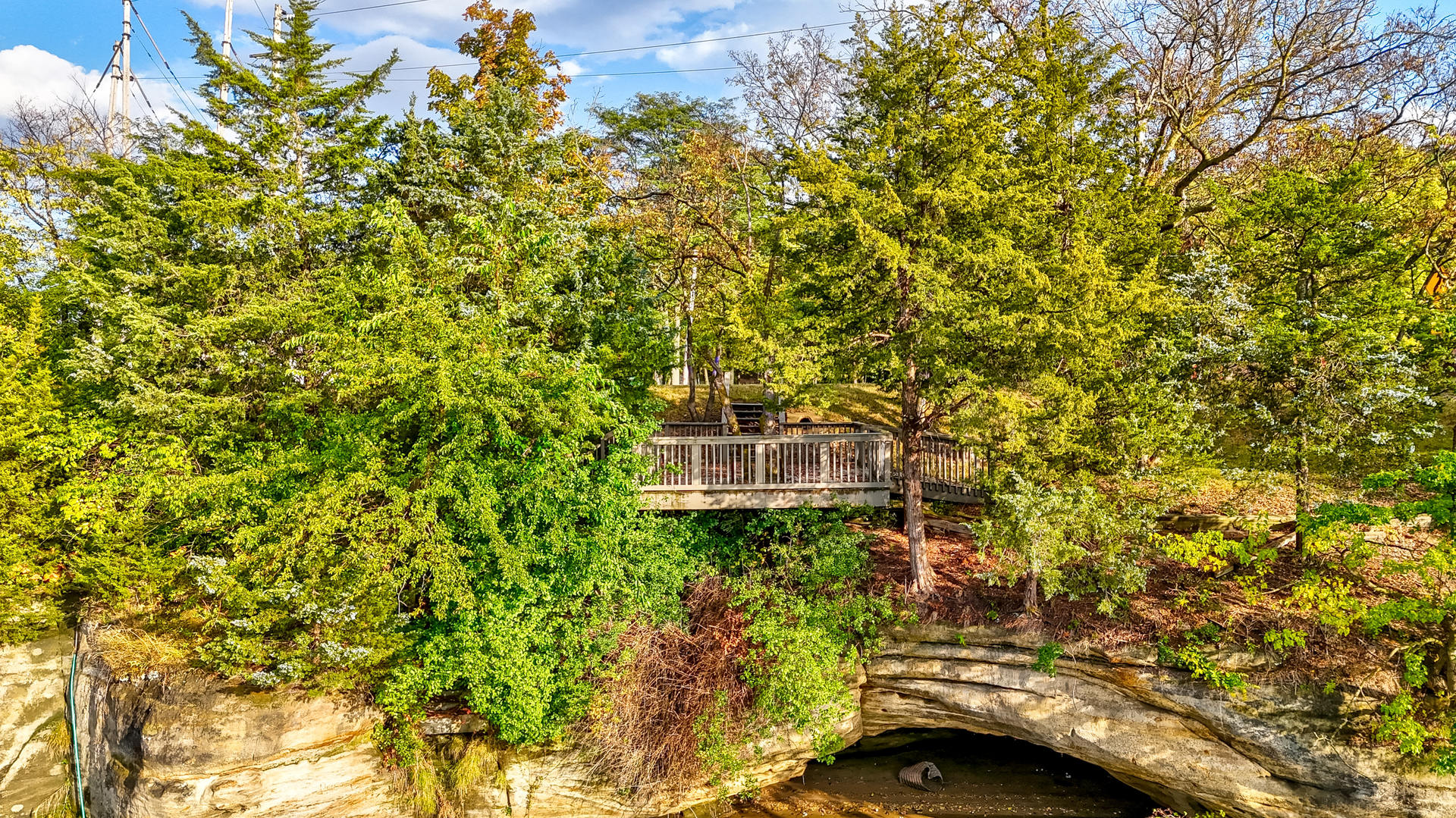 main property photo 36