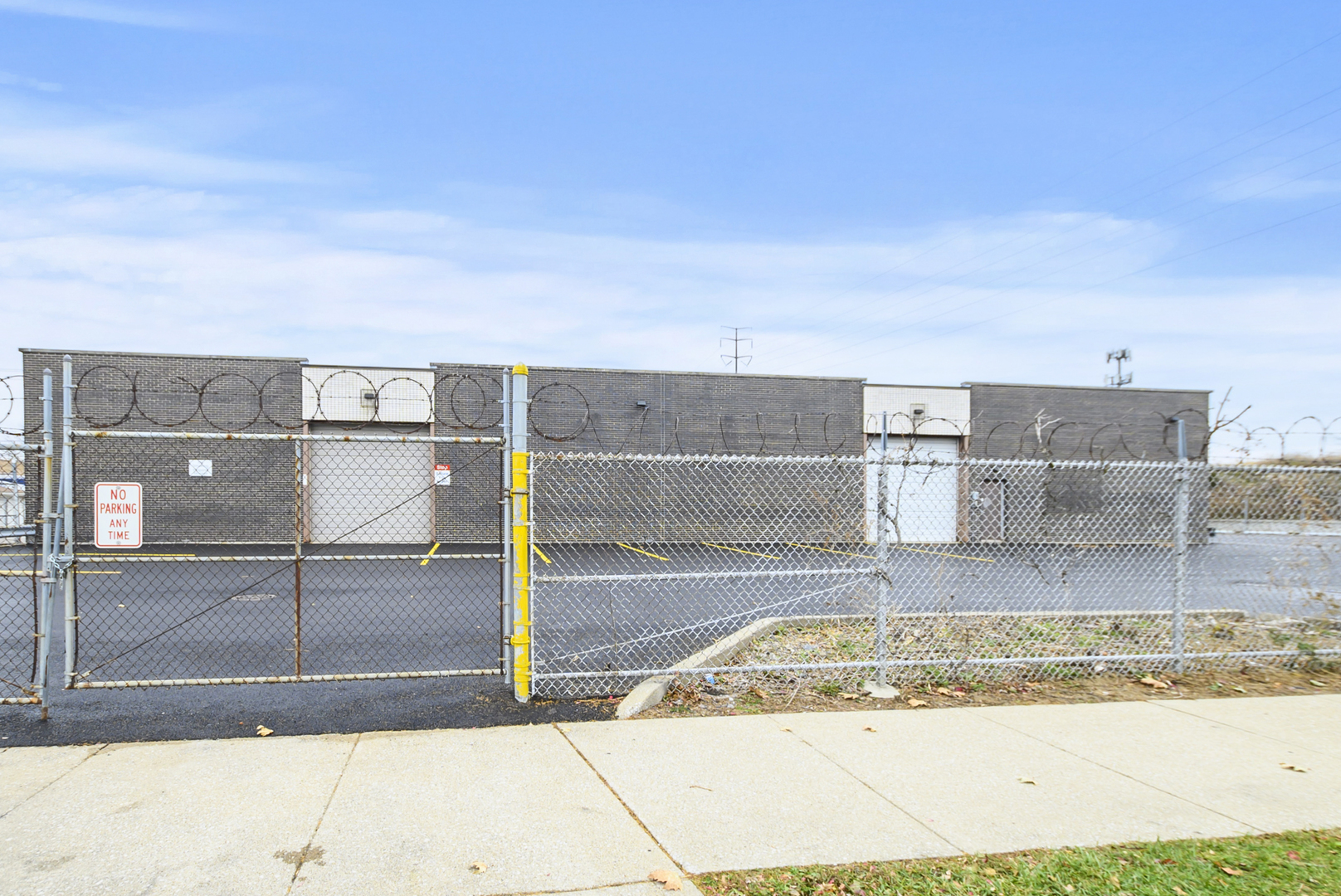 main property photo 16