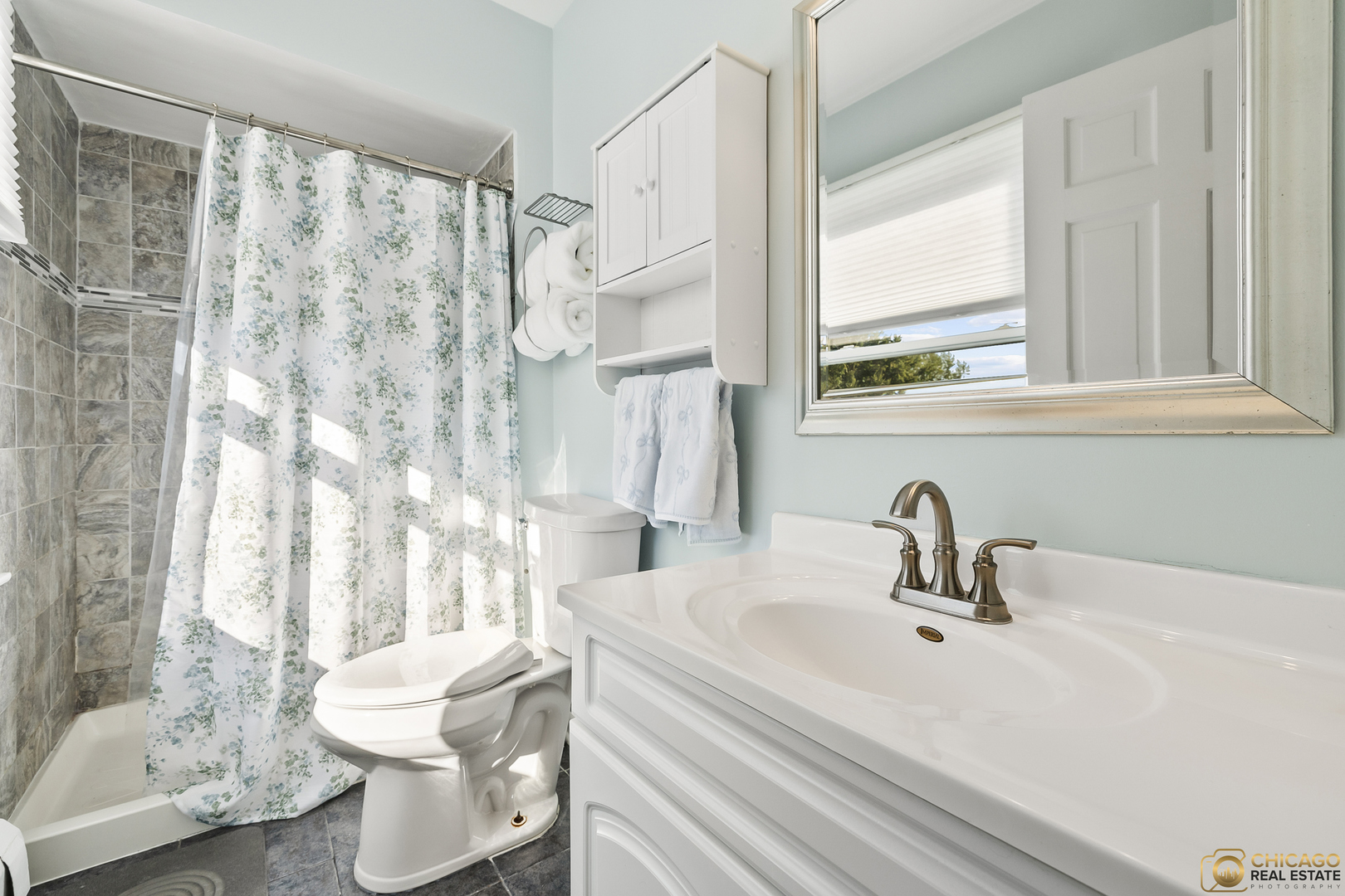 property viewer photo 16