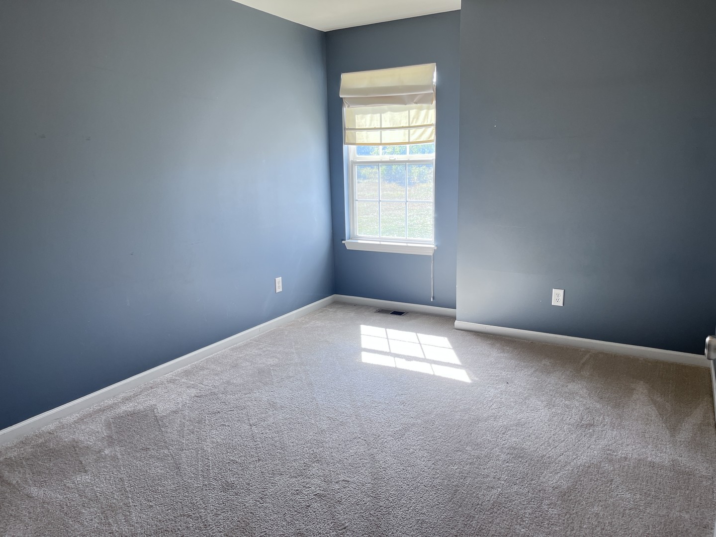 property viewer photo 17