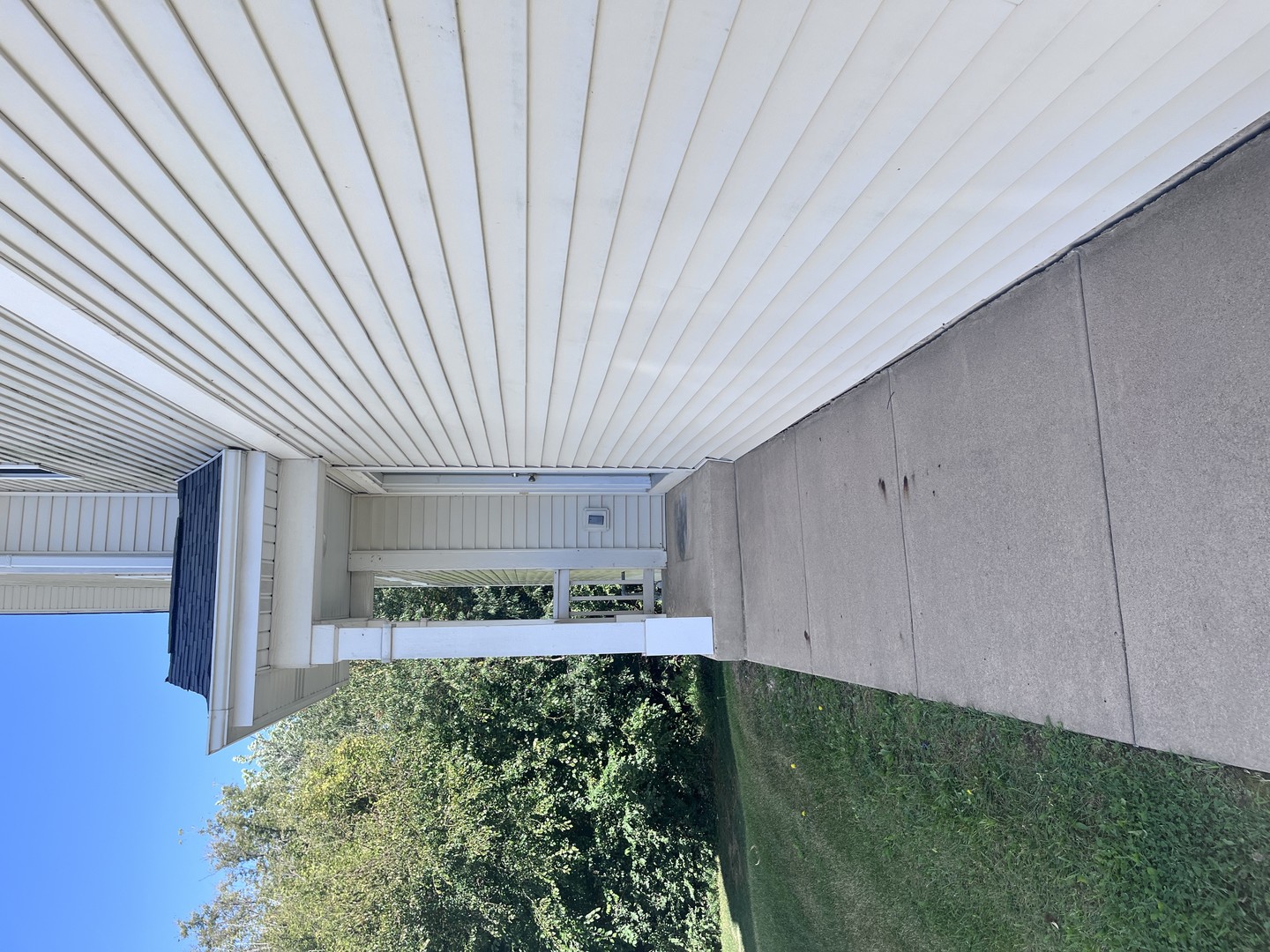 property viewer photo 2