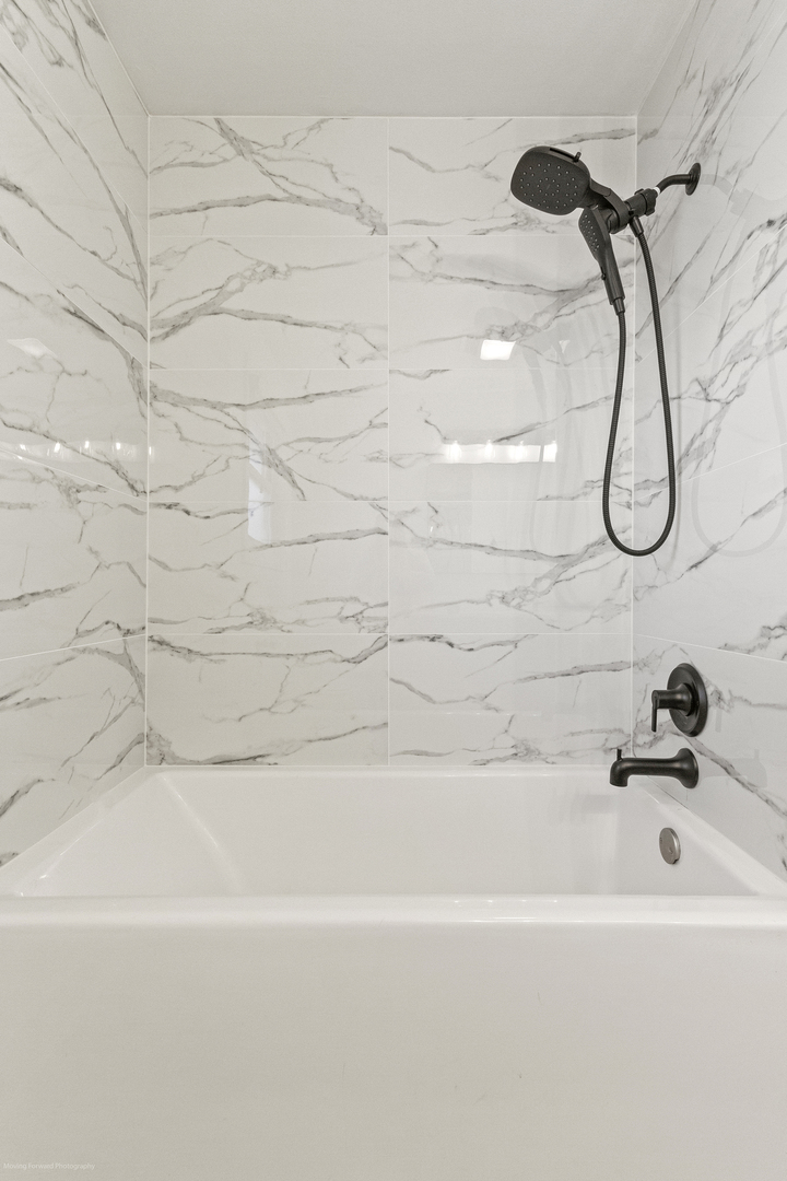 property viewer photo 11
