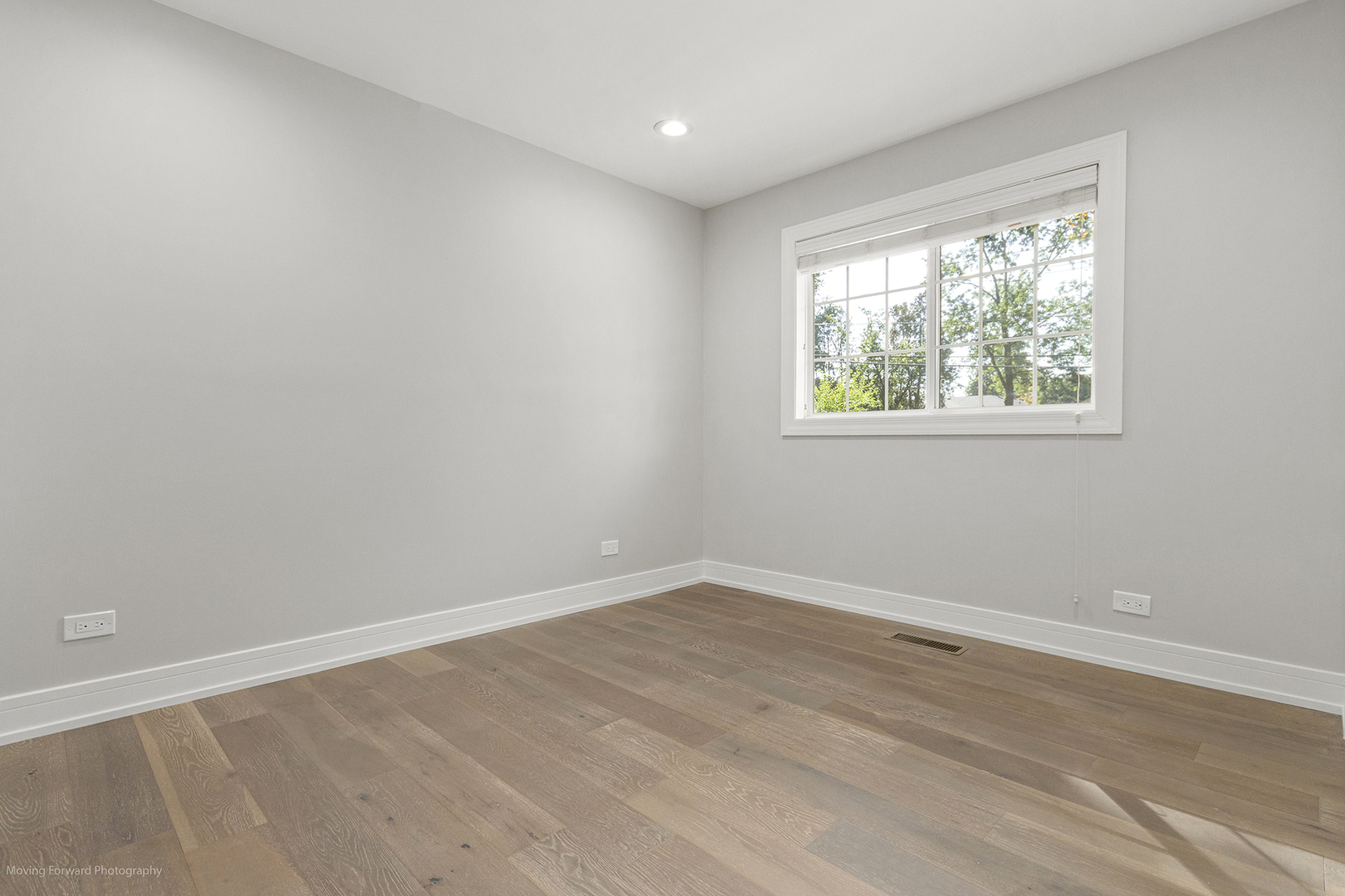 property viewer photo 16
