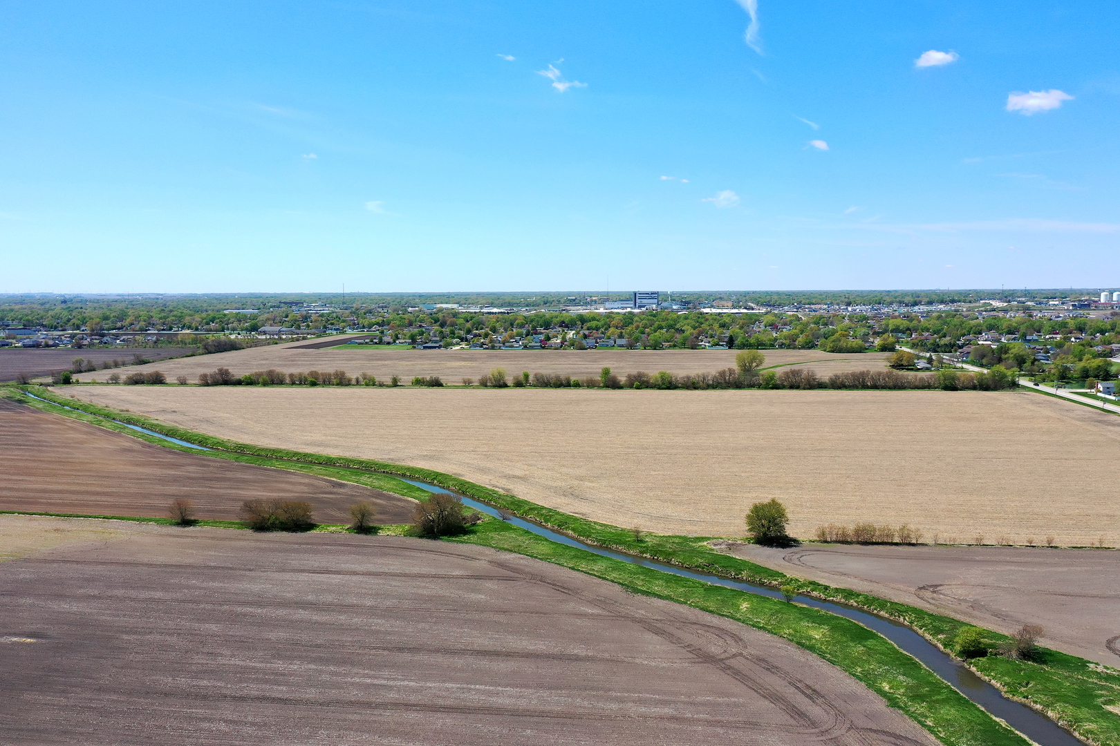 main property photo 11