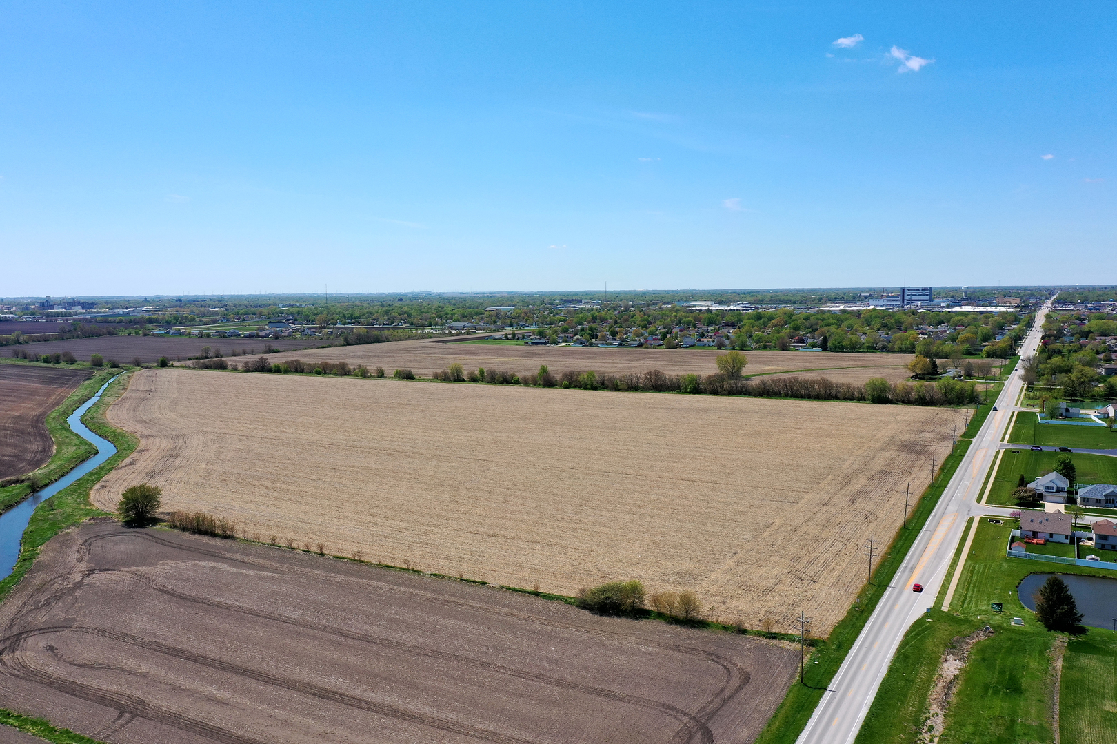 main property photo 9