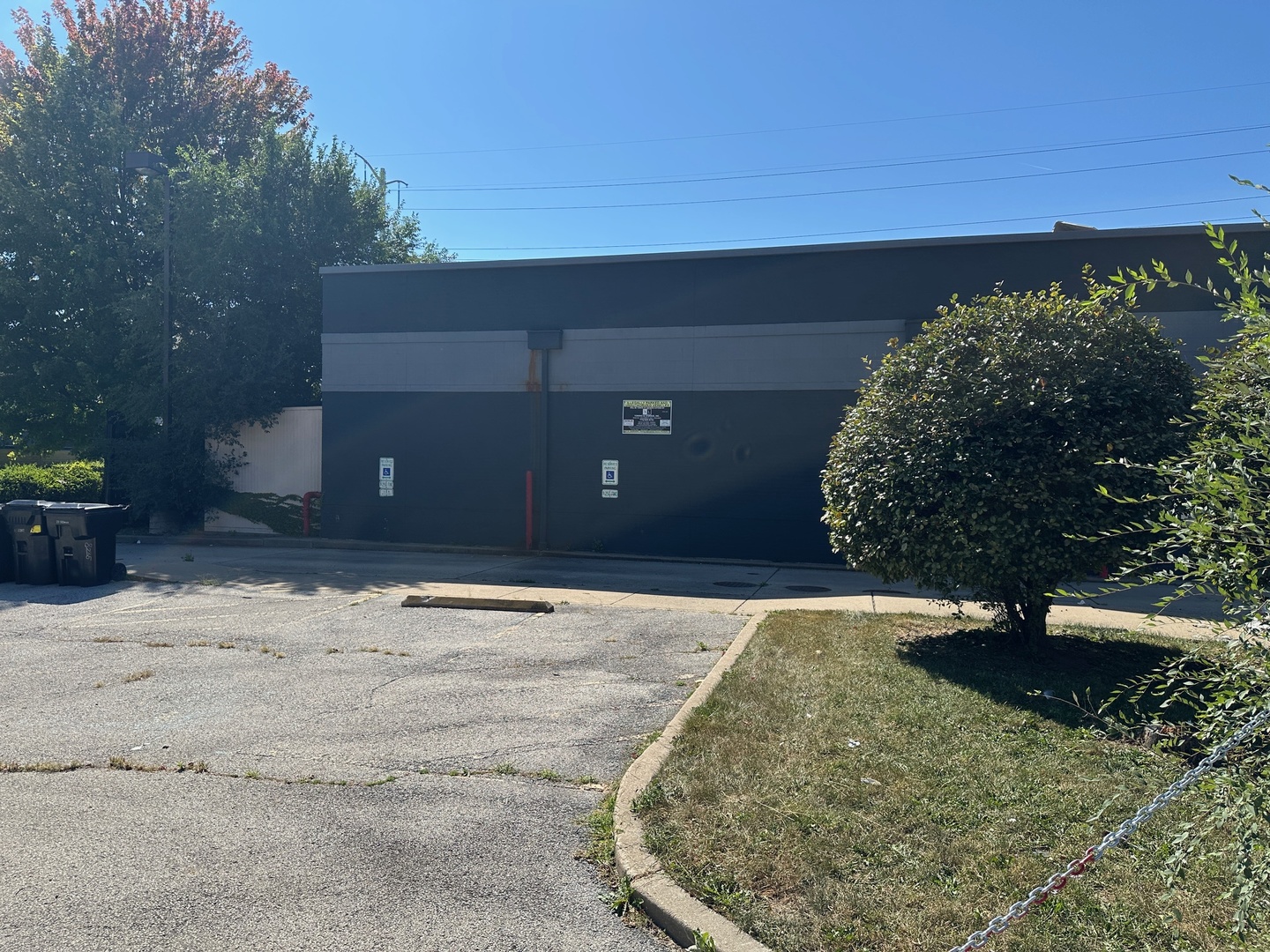 main property photo 8