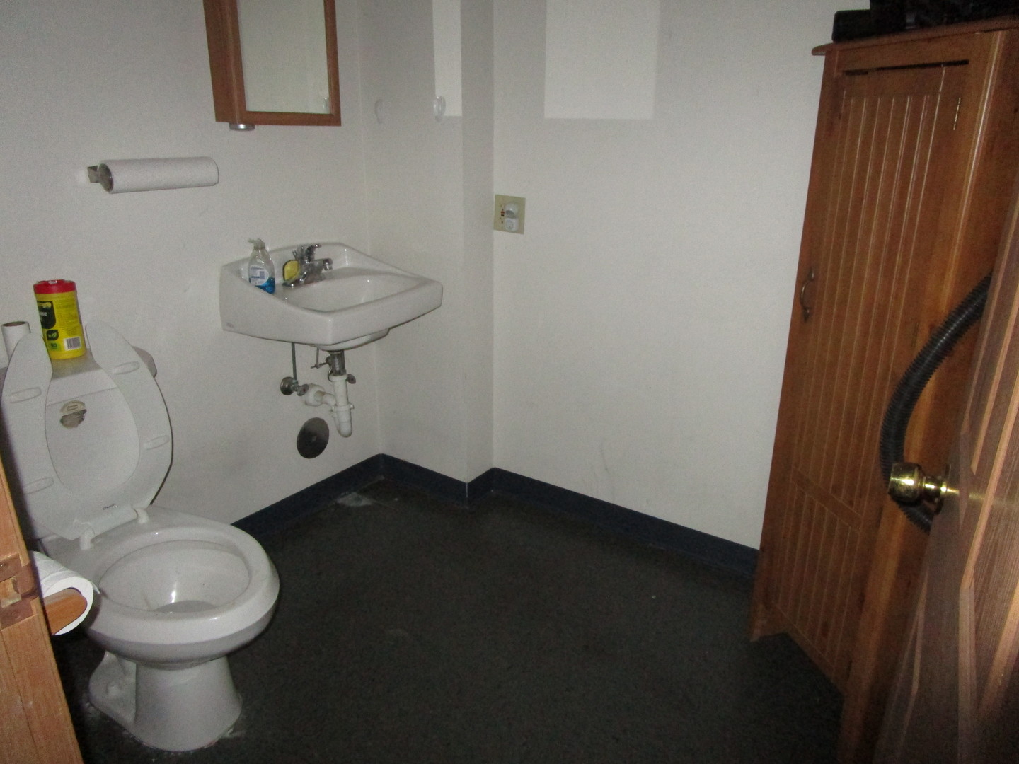 main property photo 7