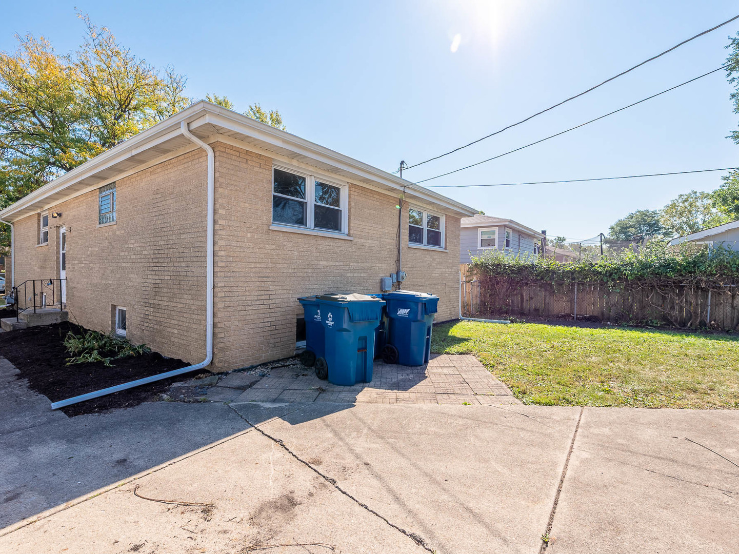 property viewer photo 12