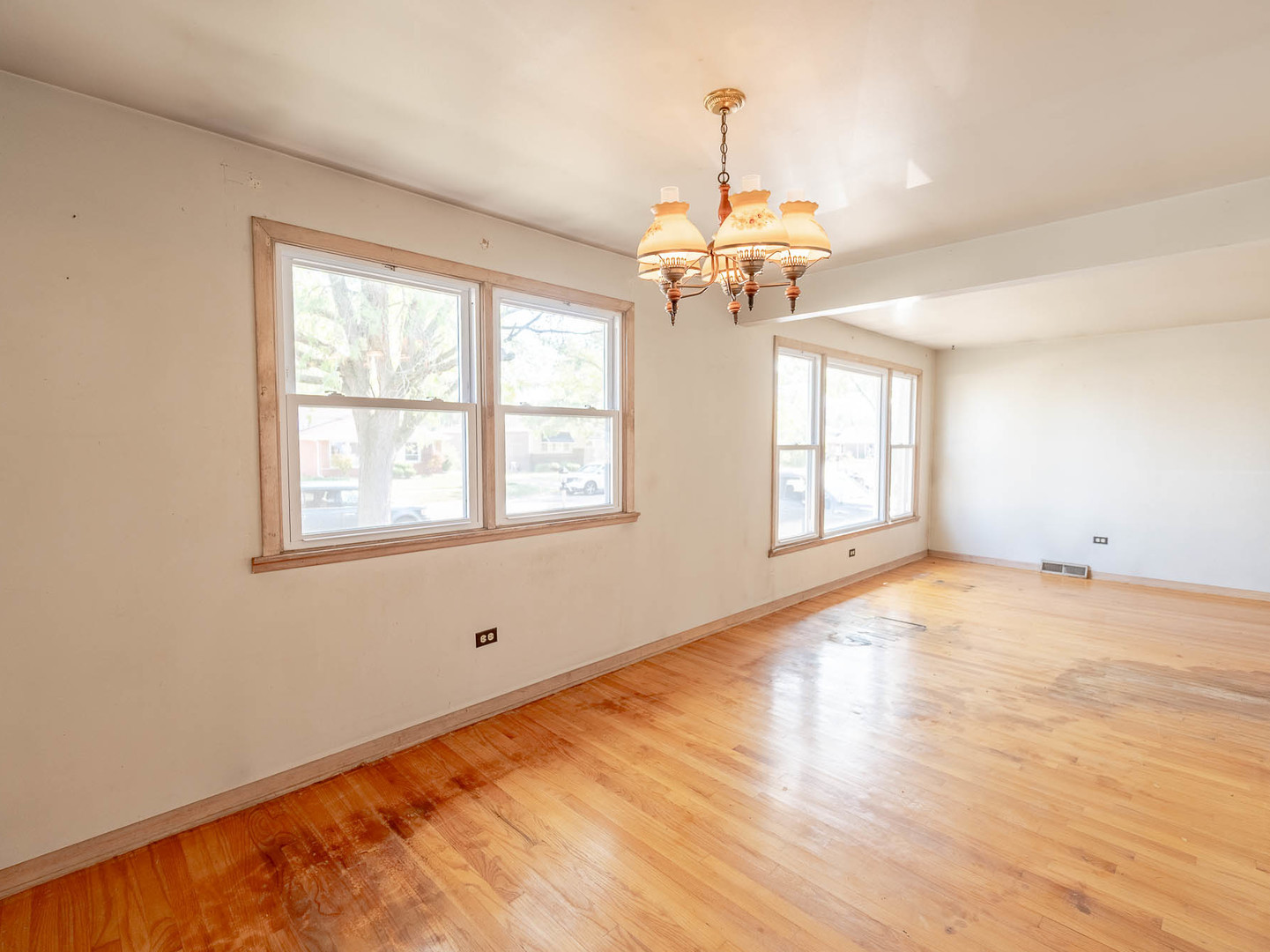 property viewer photo 2