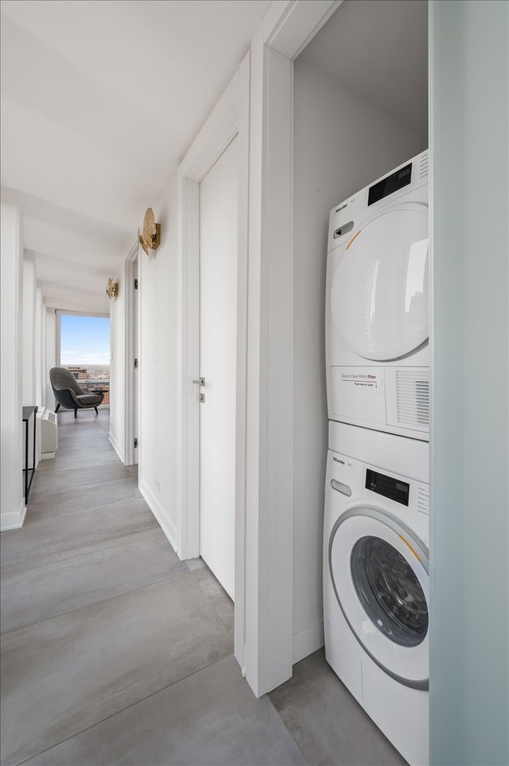 property viewer photo 26