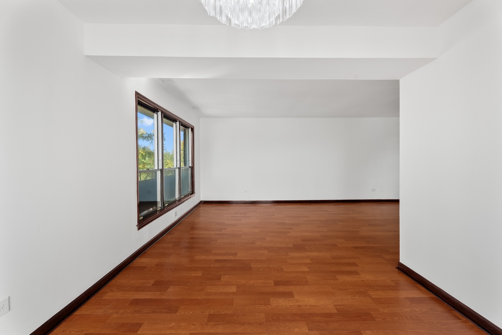 property viewer photo 4