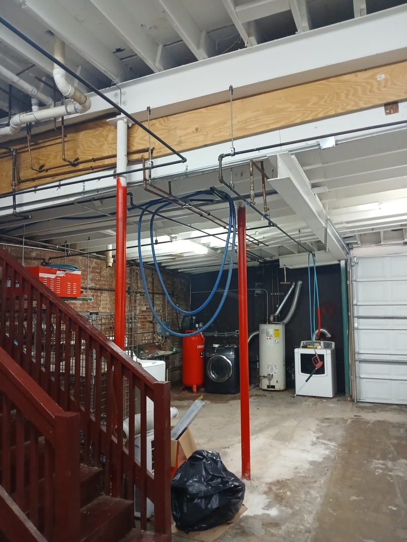 main property photo 13
