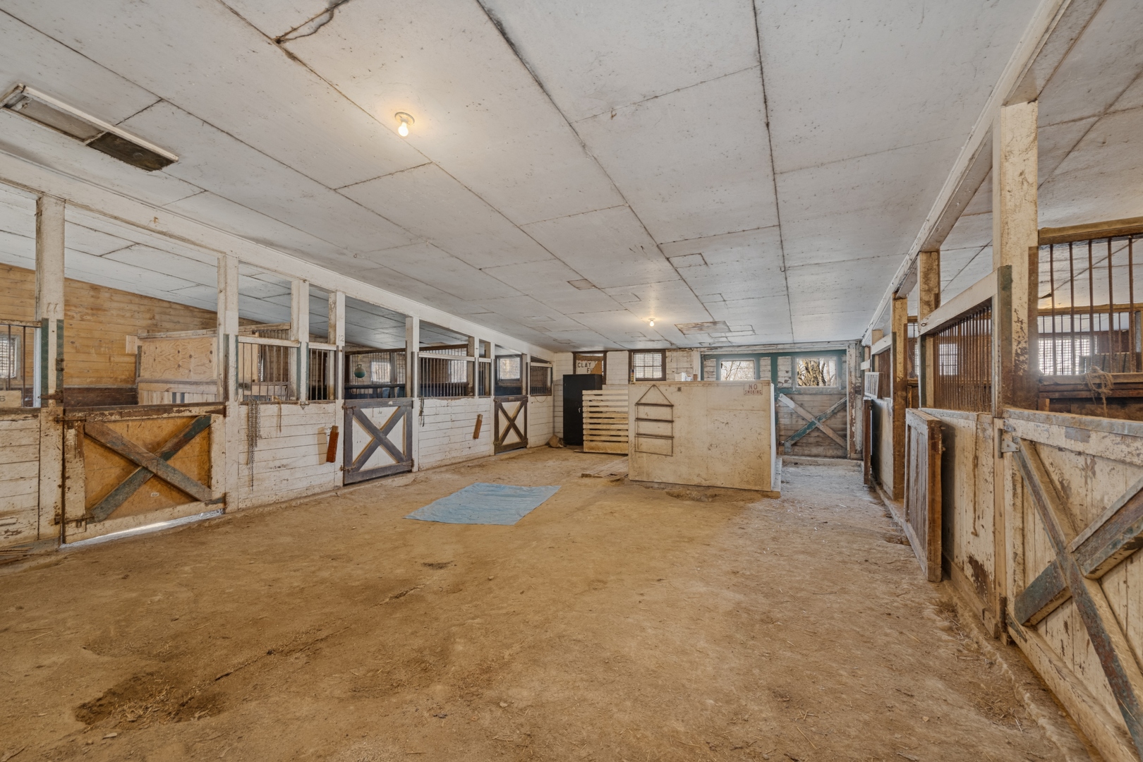 main property photo 19