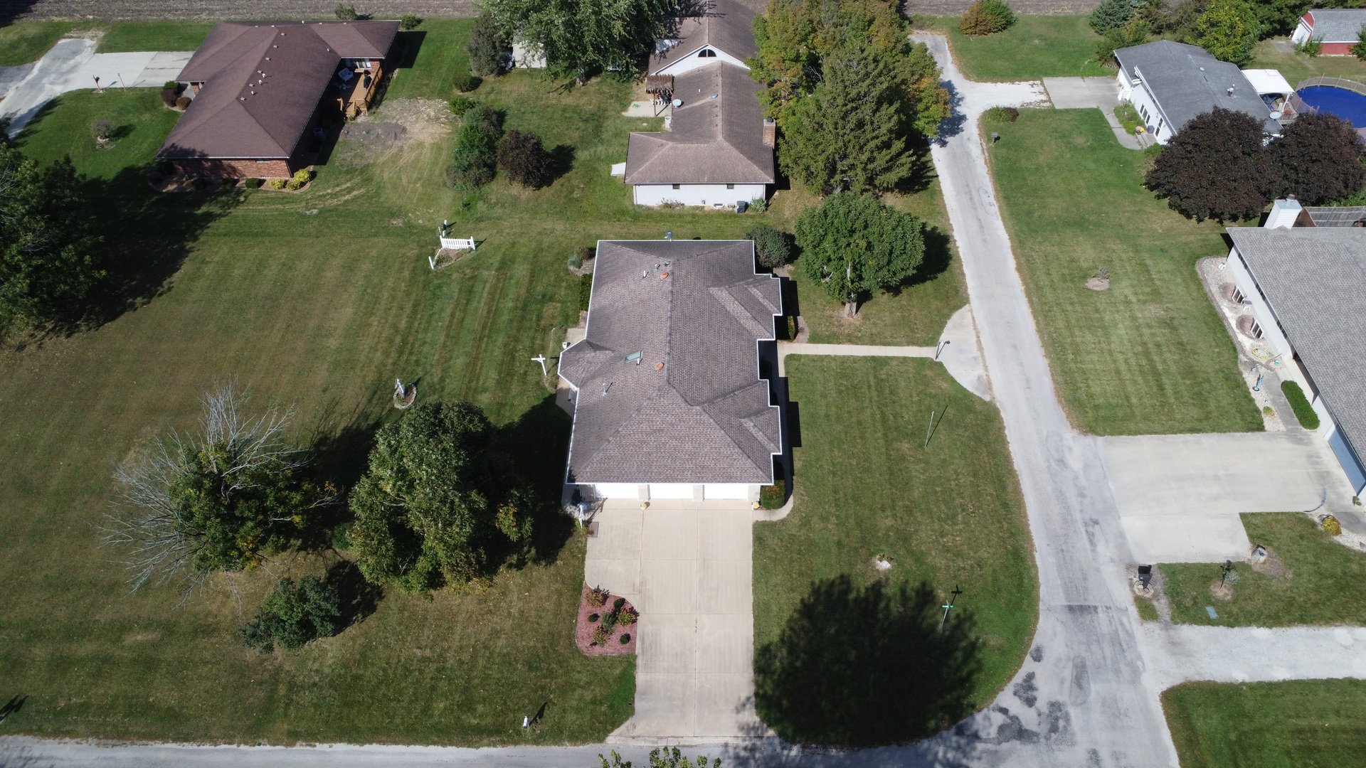main property photo 12