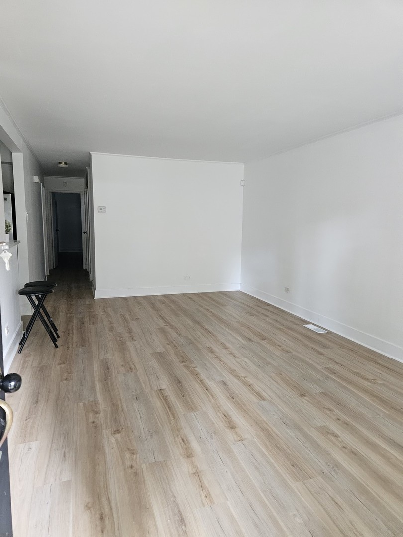 property viewer photo 6