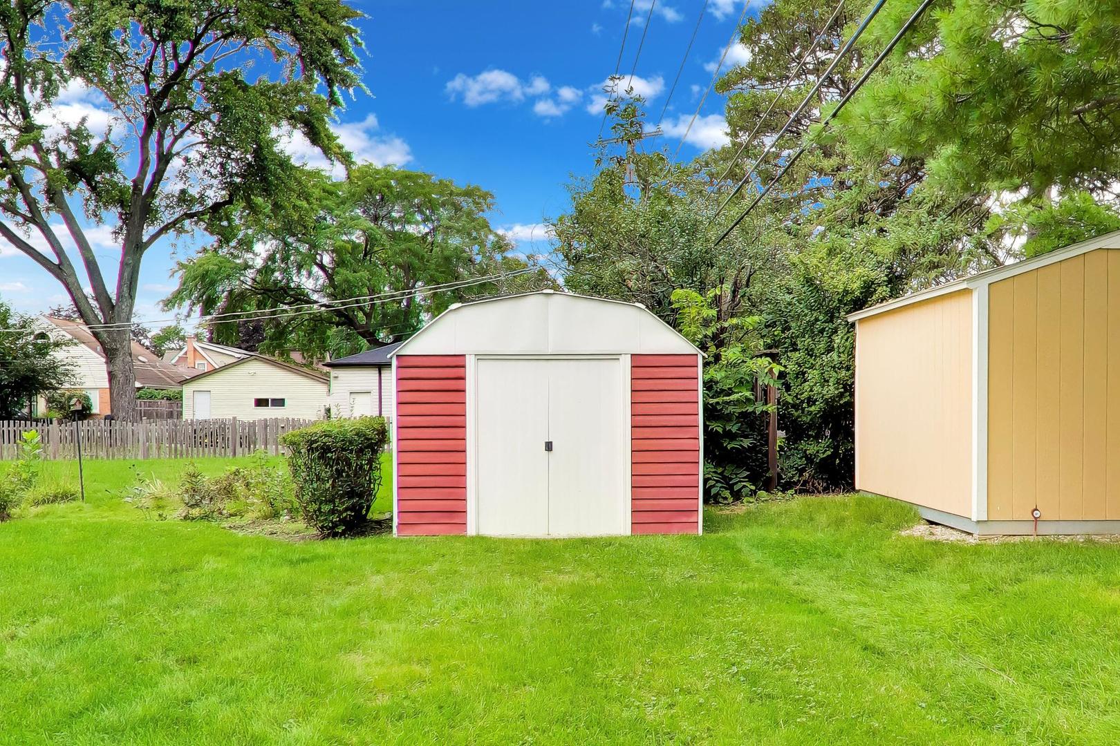 main property photo 41