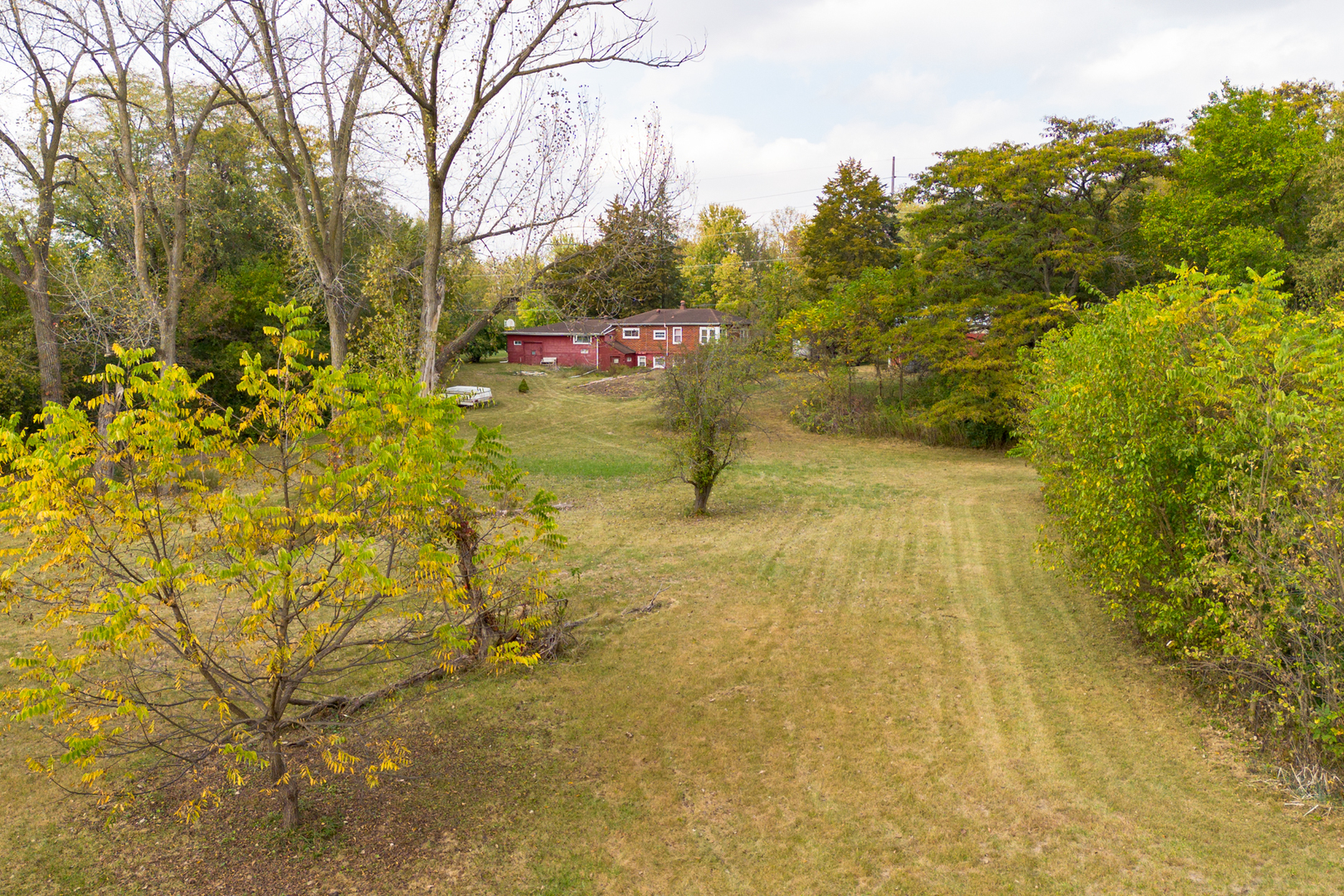 main property photo 36