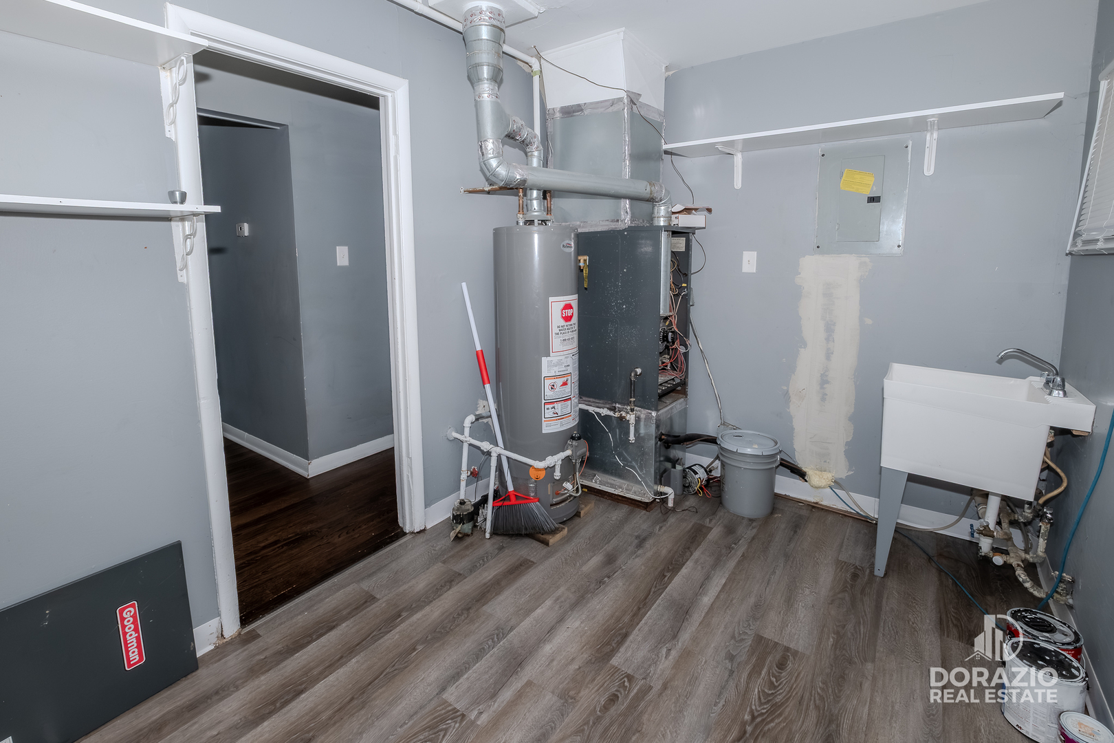 main property photo 18