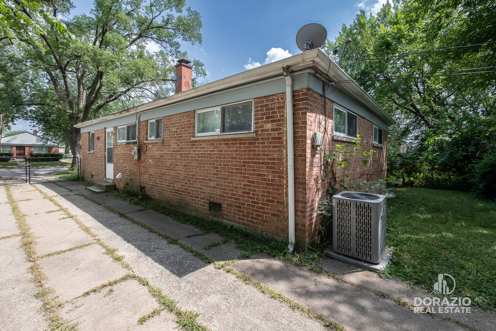 main property photo 24