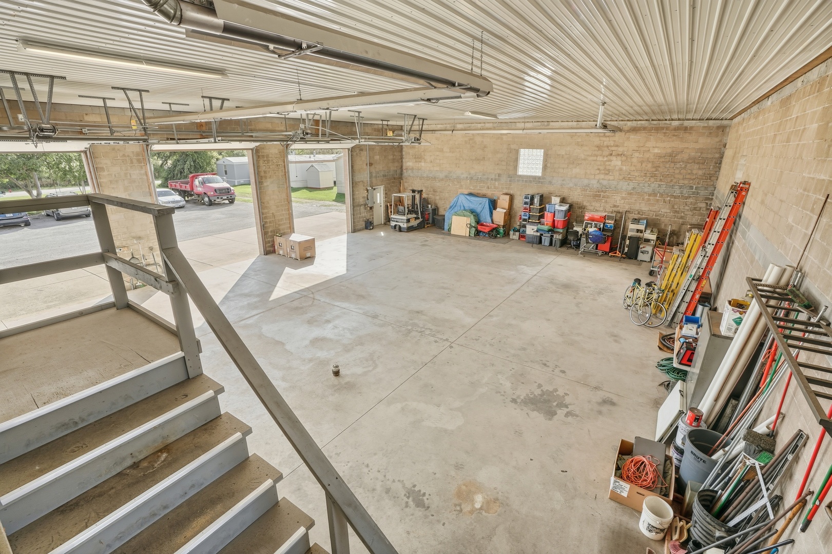 main property photo 15