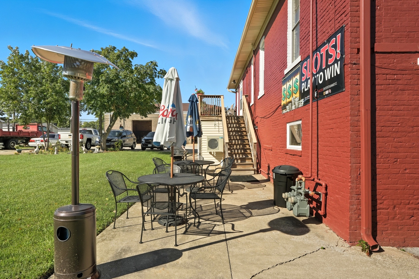 main property photo 25