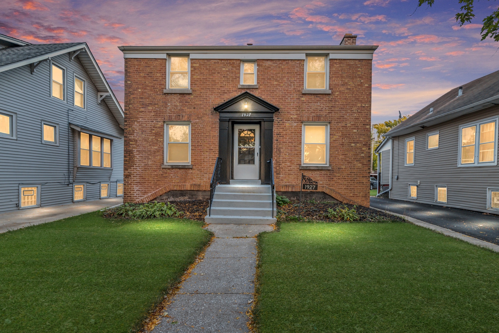 property viewer photo 1