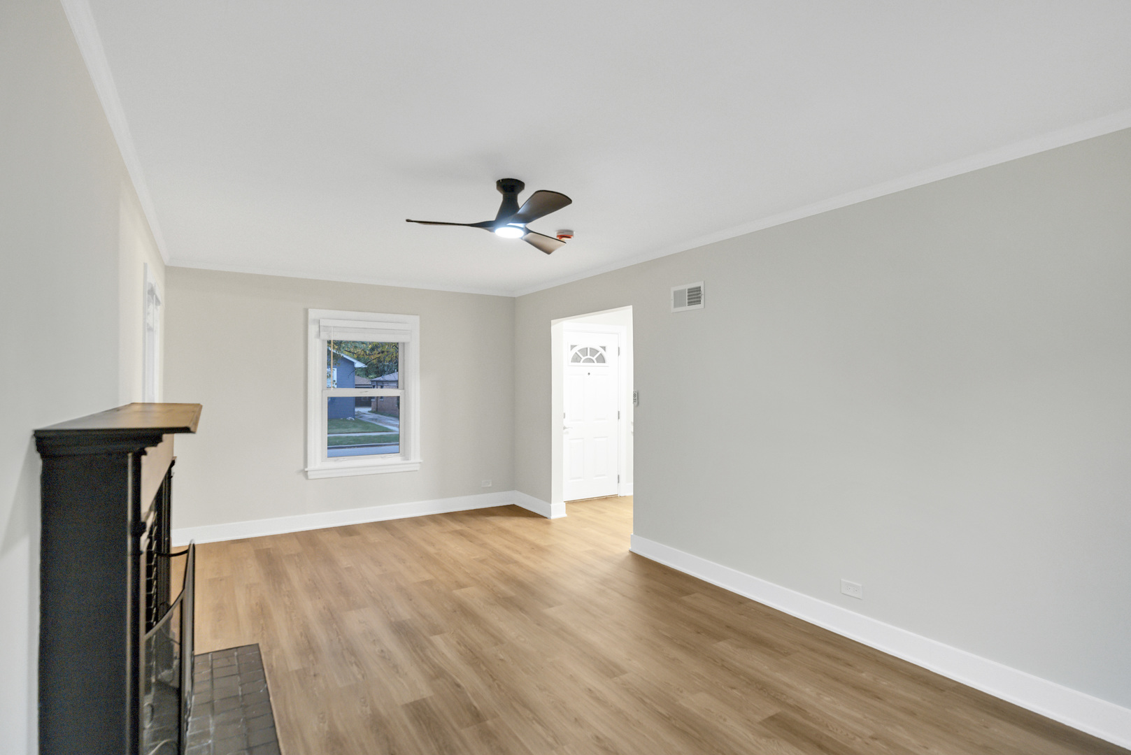 property viewer photo 4