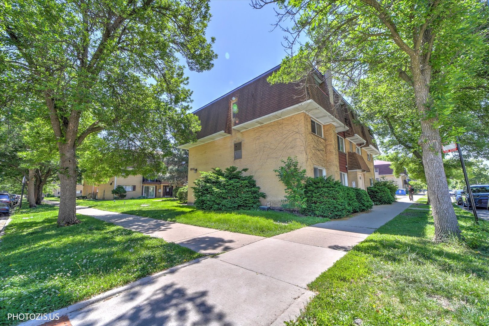 main property photo 27