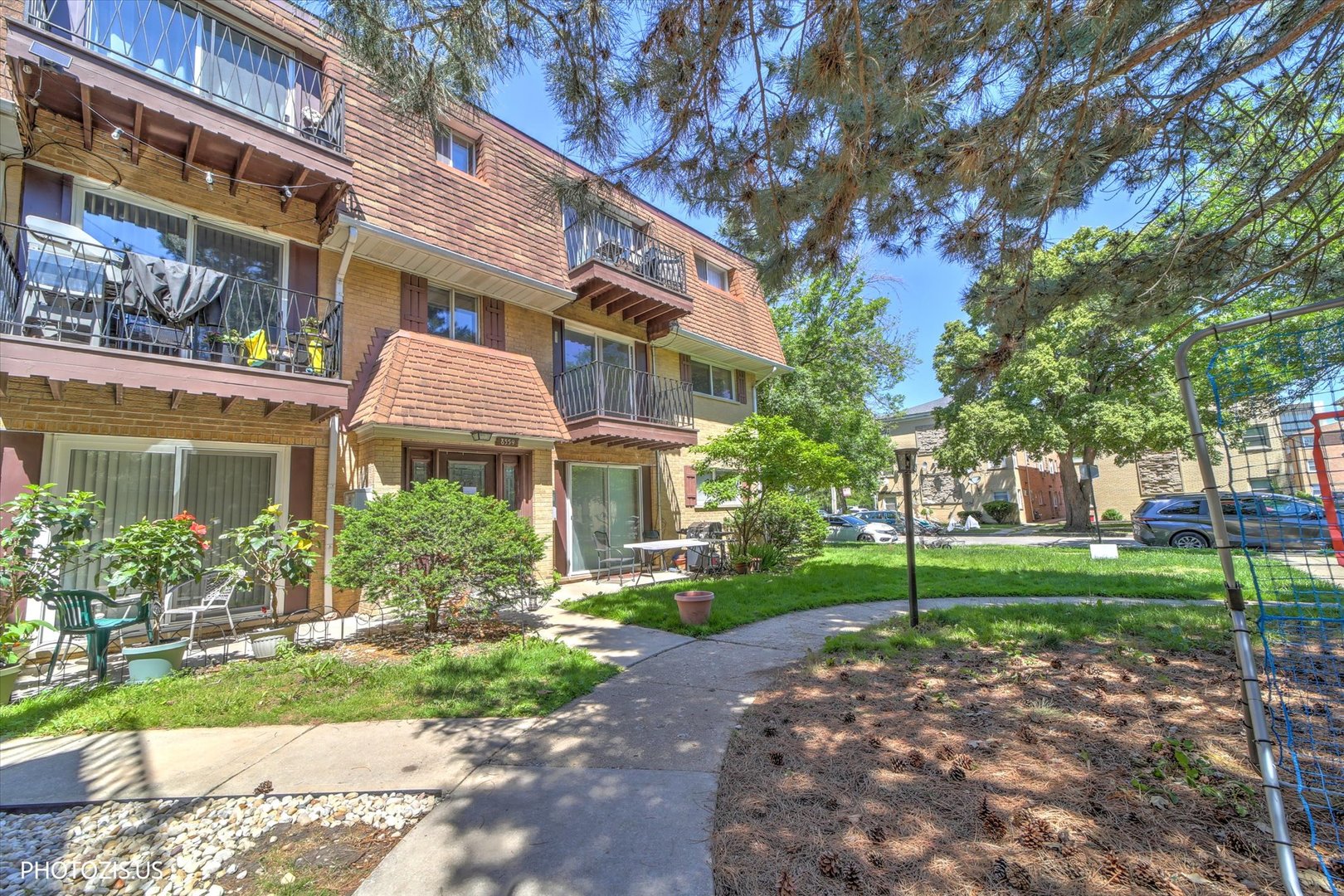 main property photo 28