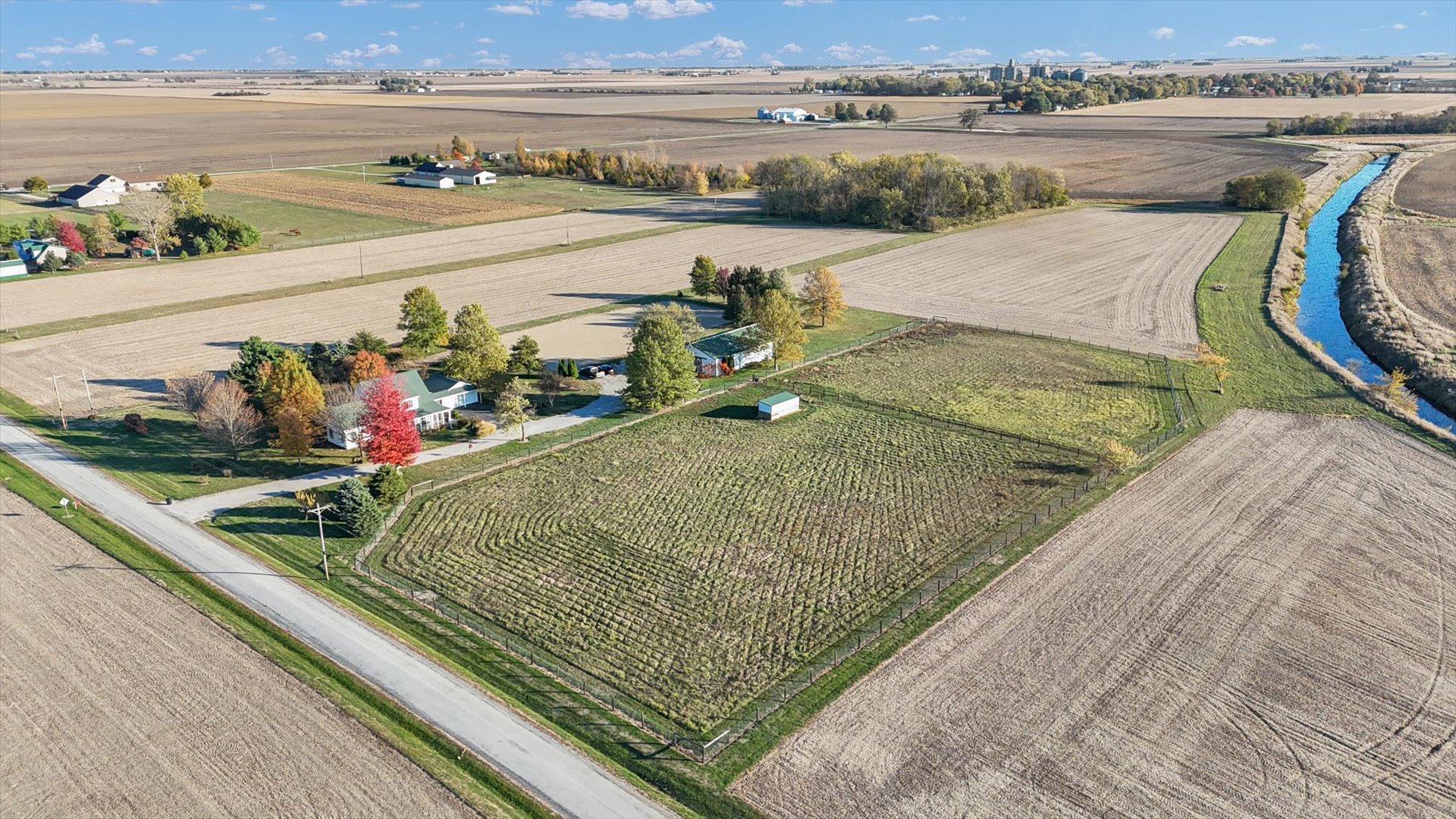 main property photo 47