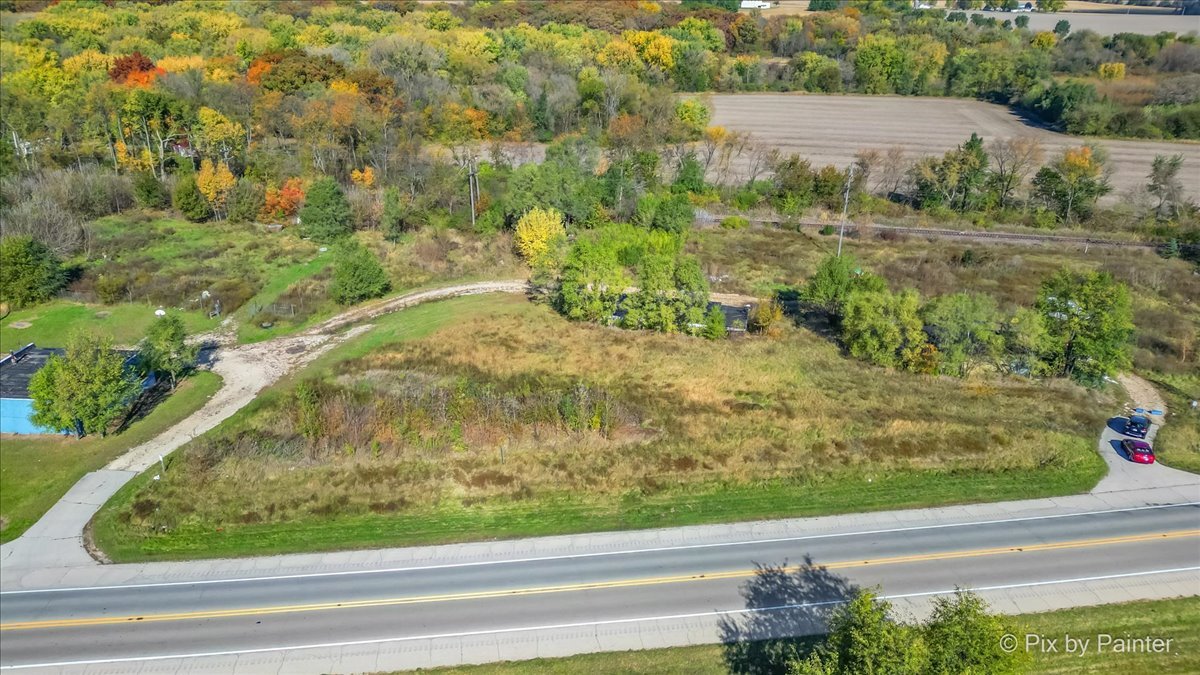 main property photo 11
